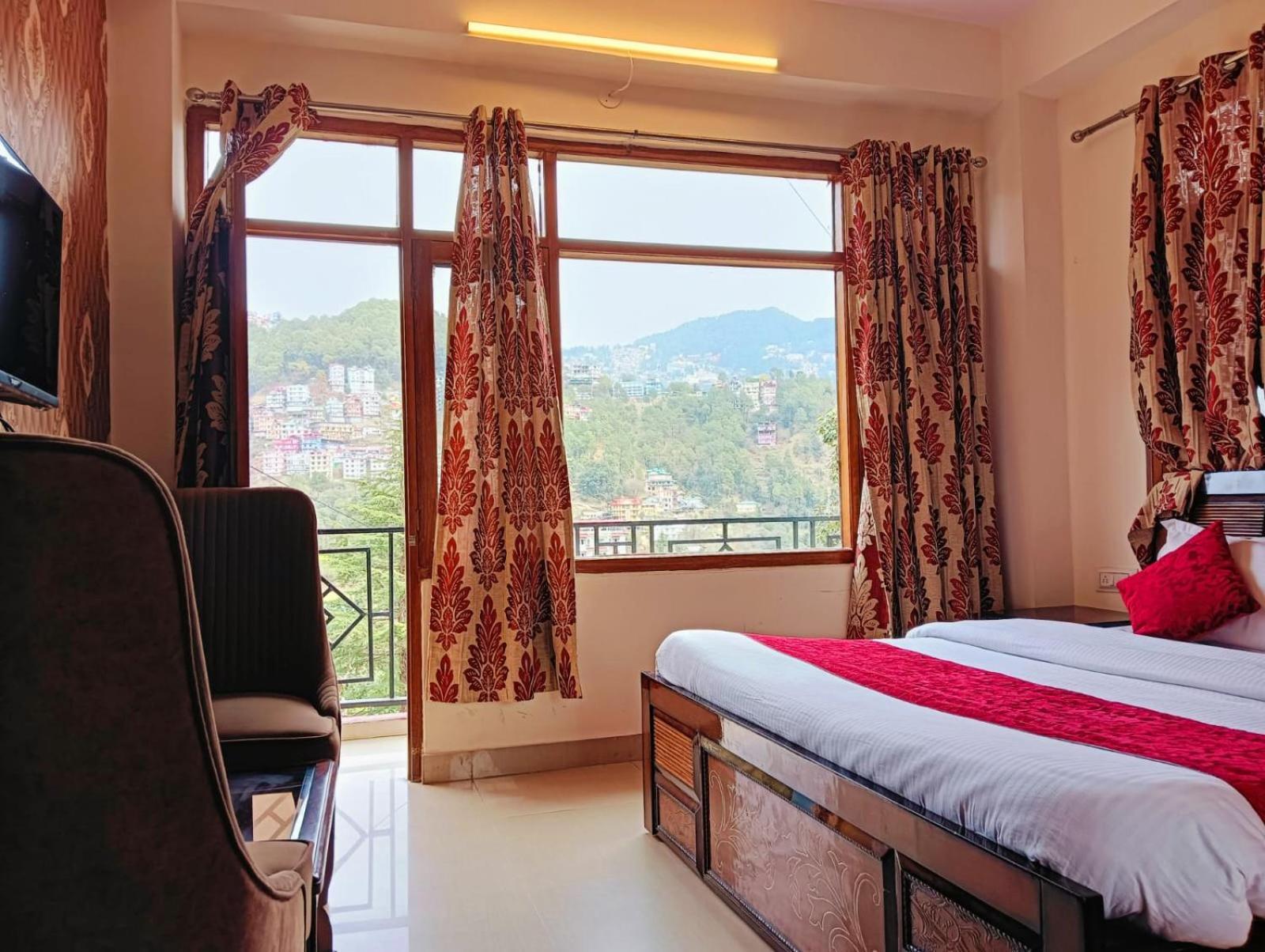 Hotel The White House - A Four Star Luxury 4*