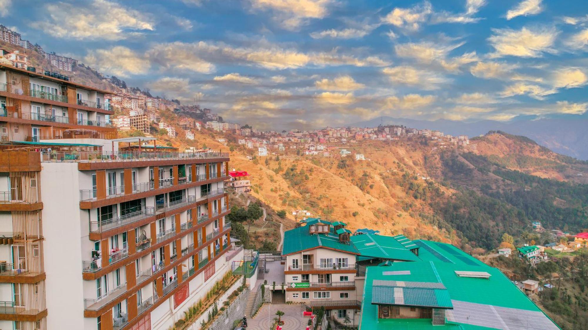 Alaya 3 Bhk With Hill View - Cliff Trident Apartment *