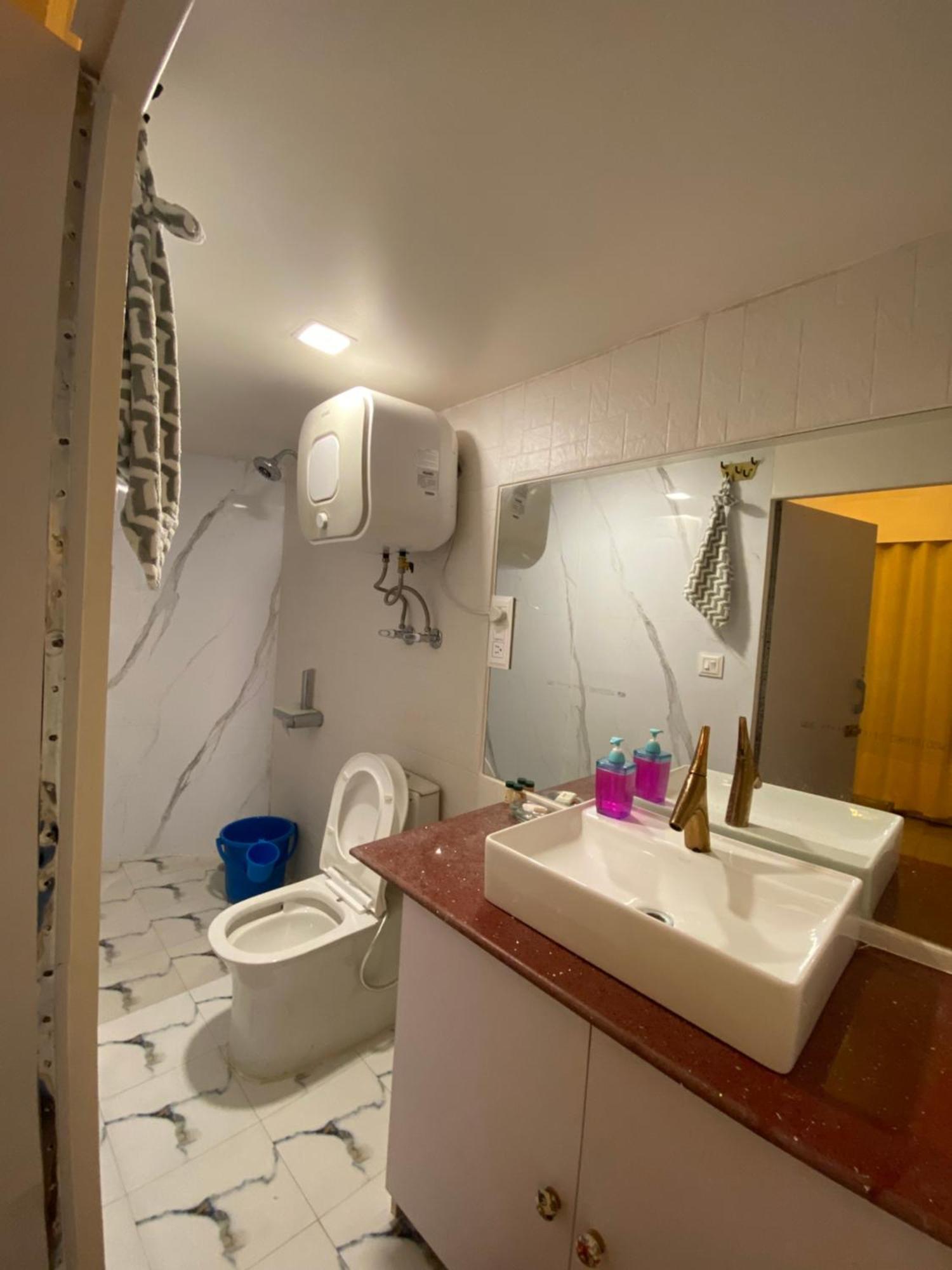 Parimahal Homestay Bed & Breakfast *