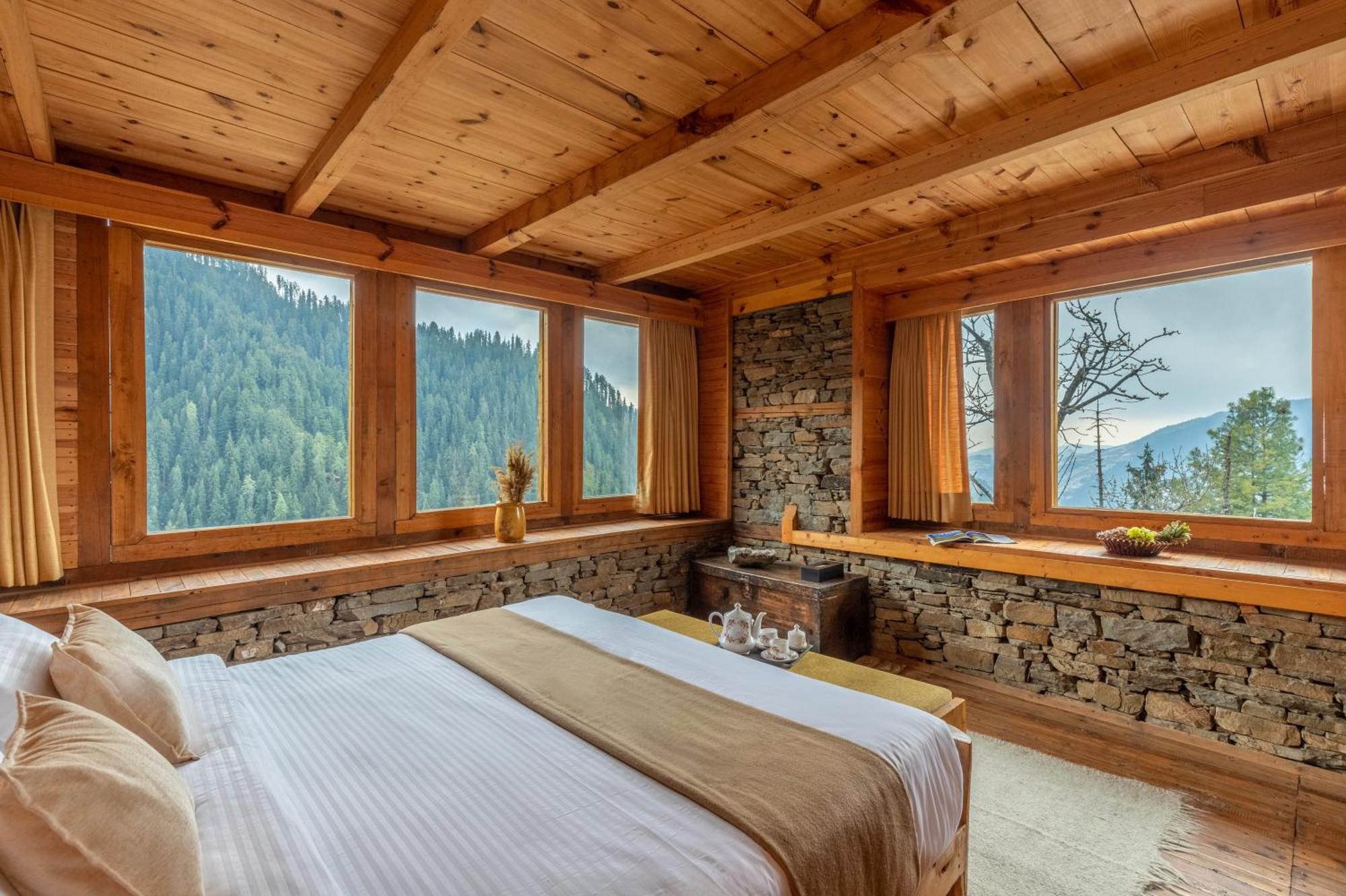 Elivaas 4 Bhk With Garden & Sauna - Skylounge *