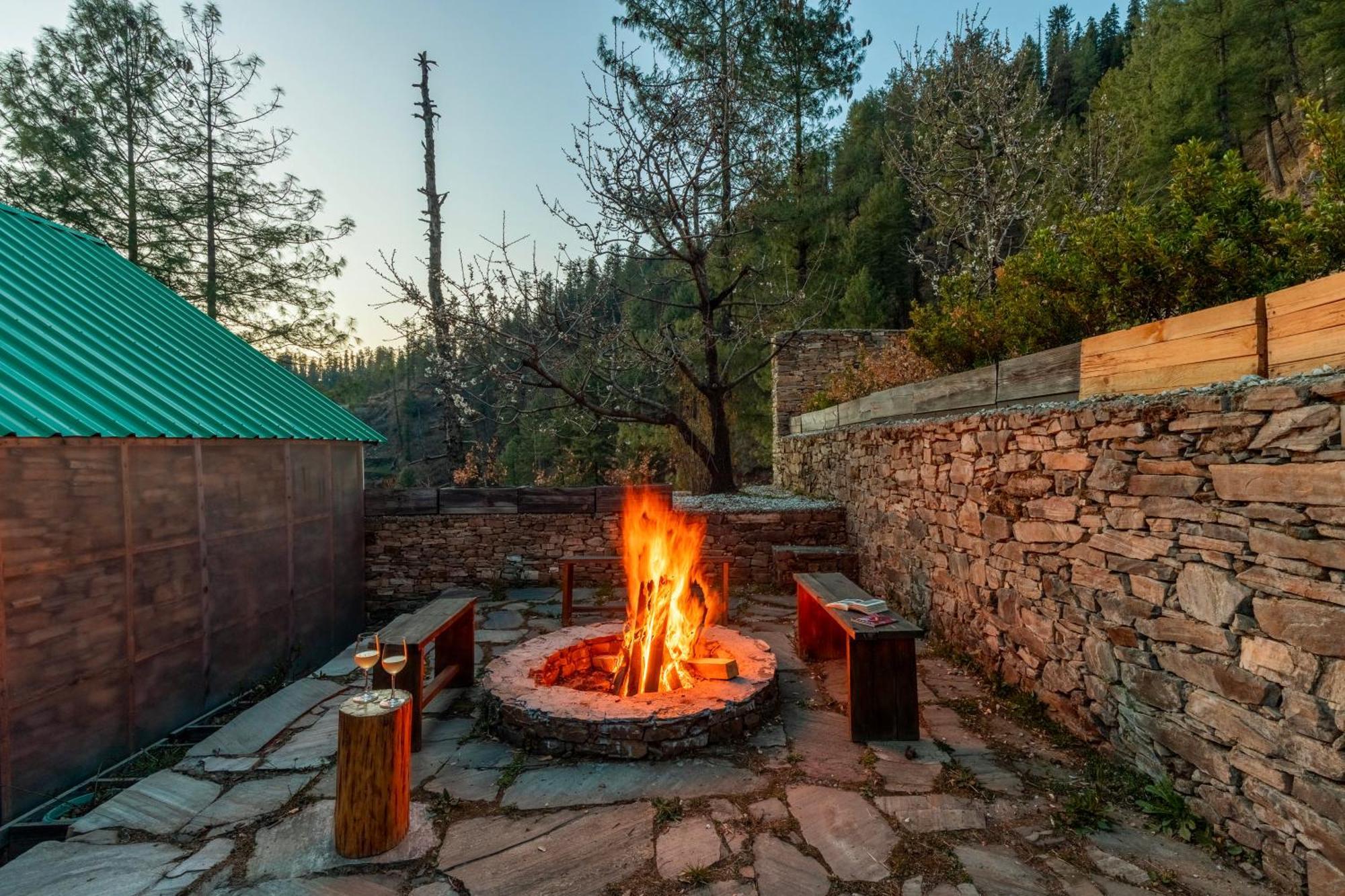 Elivaas 4 Bhk With Garden & Sauna - Skylounge Villa Shimla
