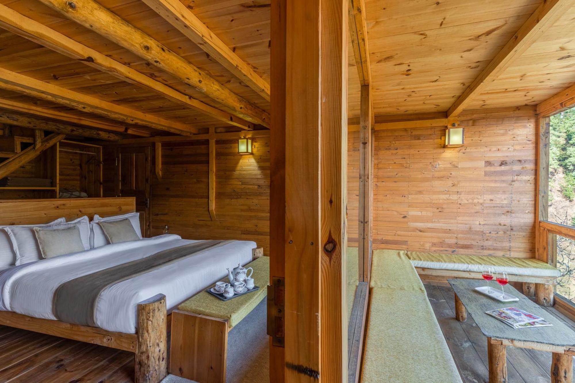 Elivaas 4 Bhk With Garden & Sauna - Skylounge Villa Shimla