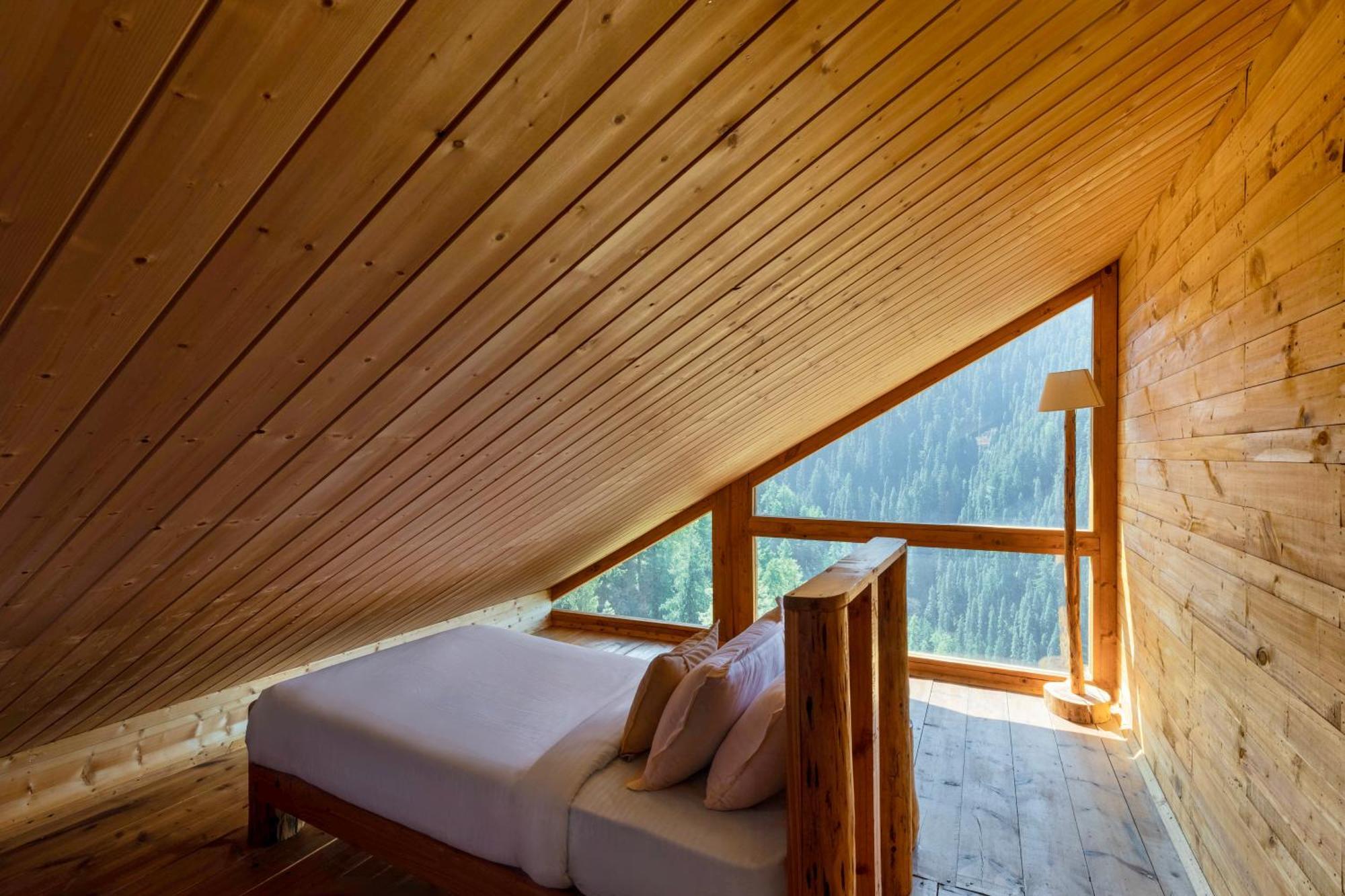 Elivaas 4 Bhk With Garden & Sauna - Skylounge