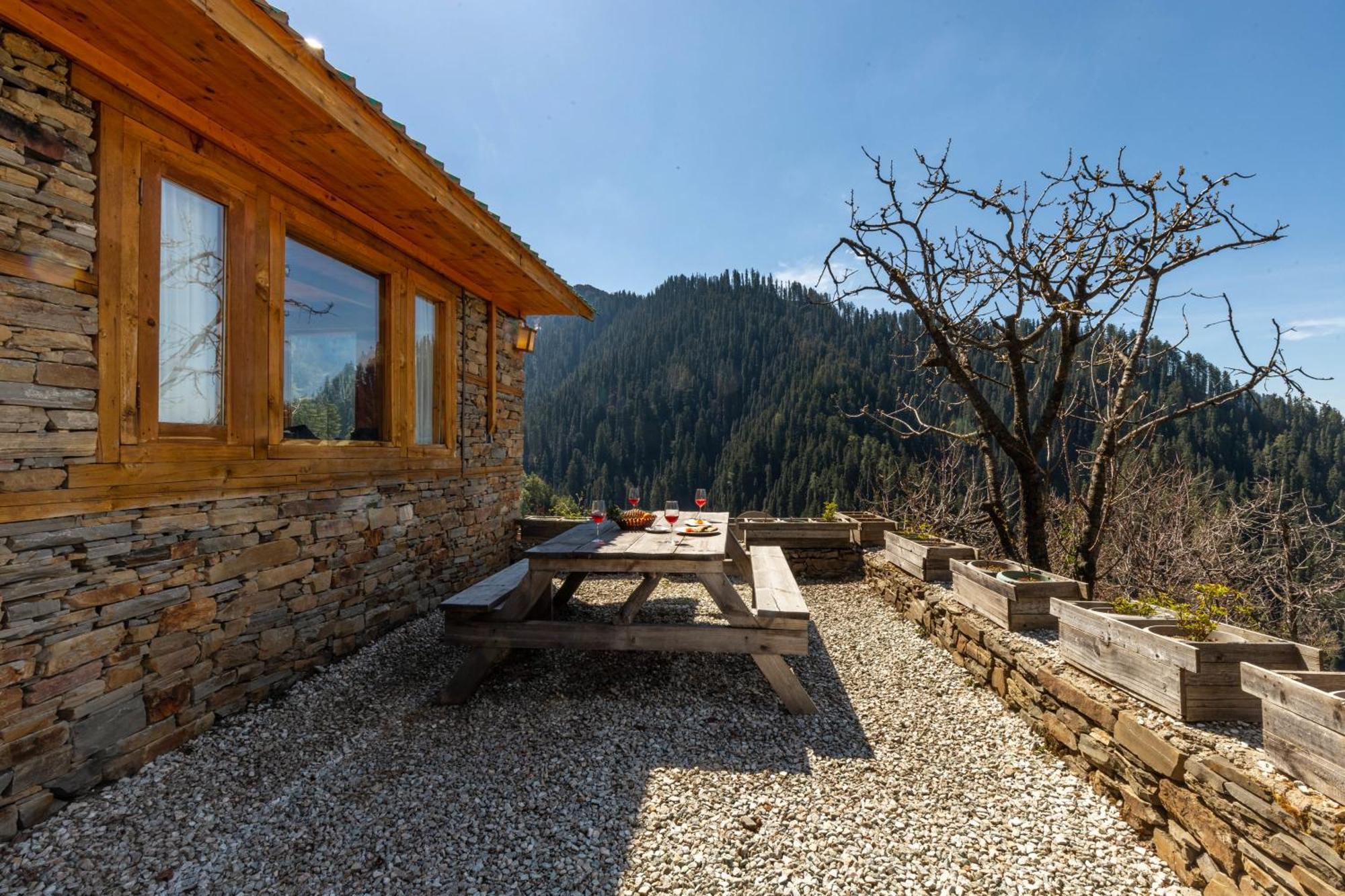 Elivaas 4 Bhk With Garden & Sauna - Skylounge Villa