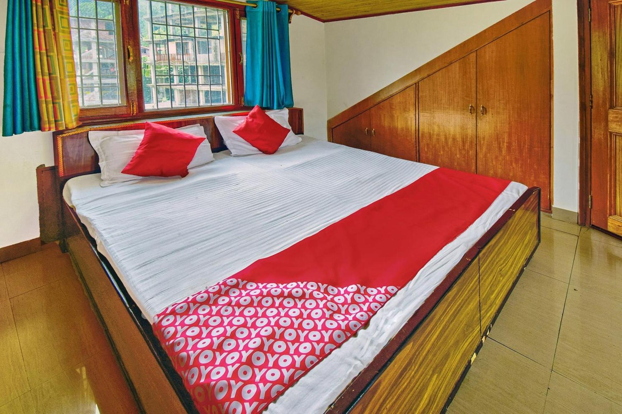 O Moksh Hotel 3*