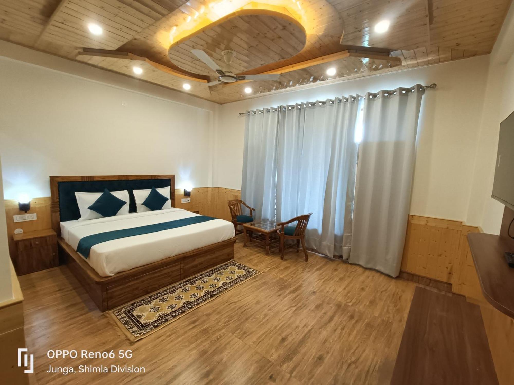 Homestay Aurohill Chail