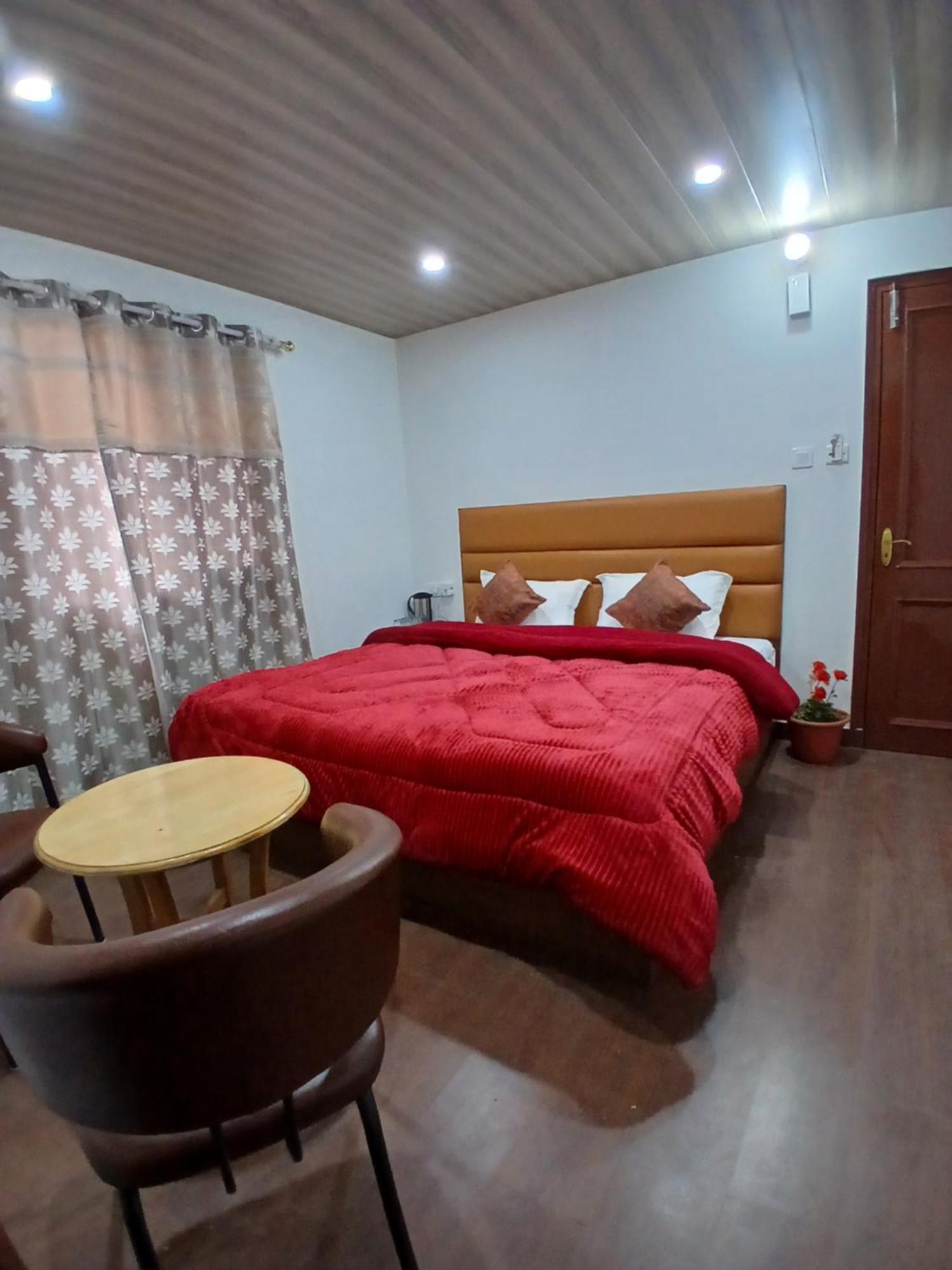 Homestay Bhumi Retreat *