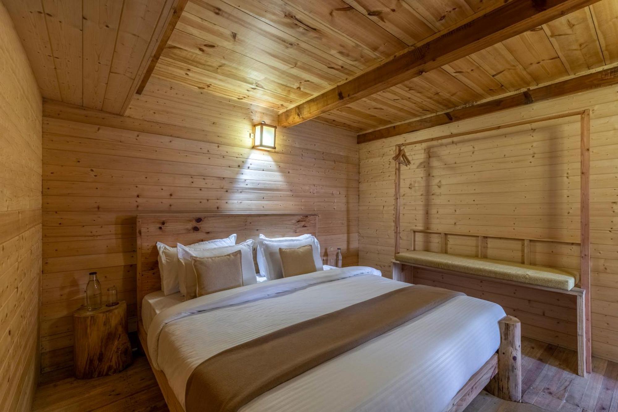 Villa Elivaas 1 Bhk Premium With Sauna - Everly Shimla