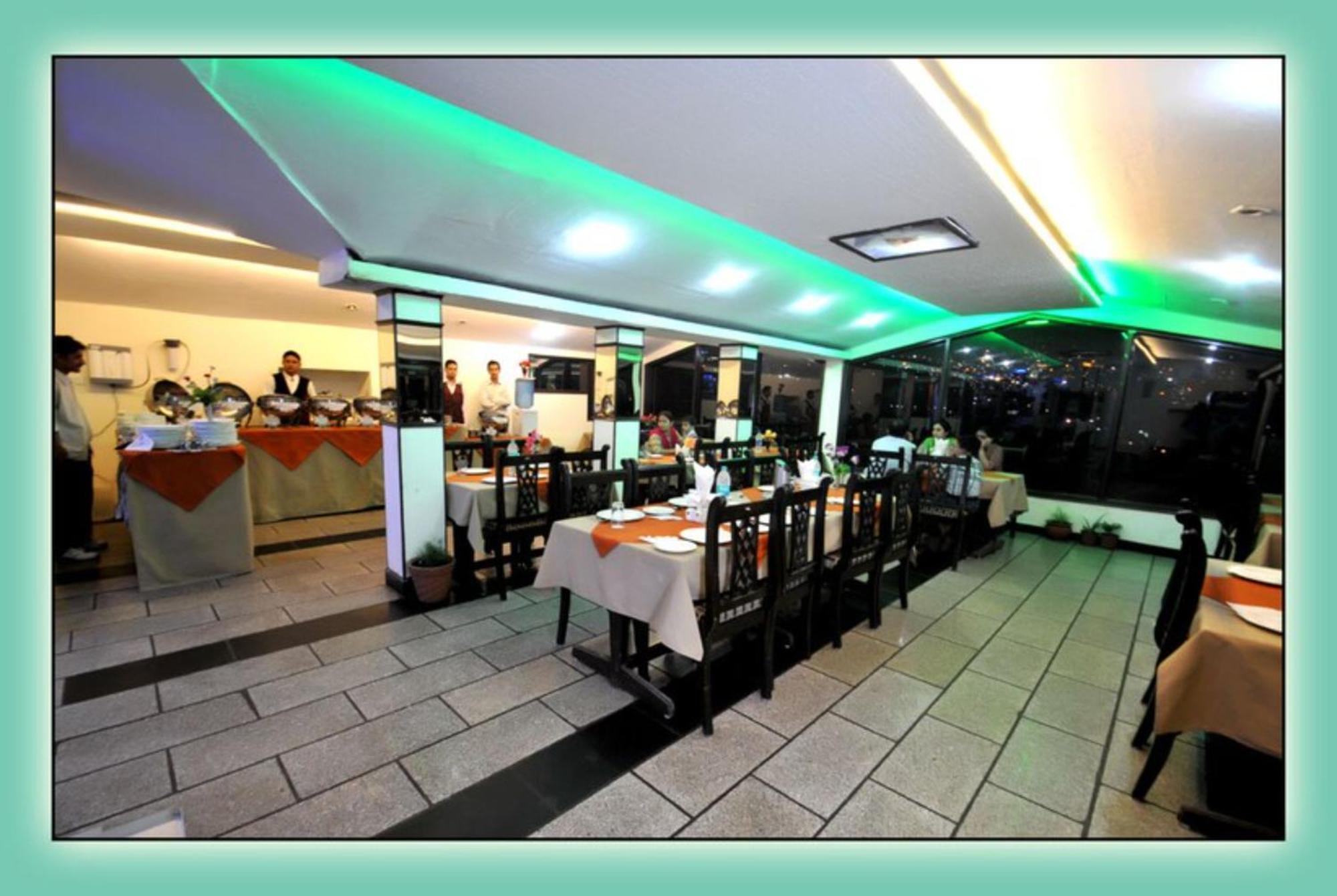 Aachman Regency Hotel 3*