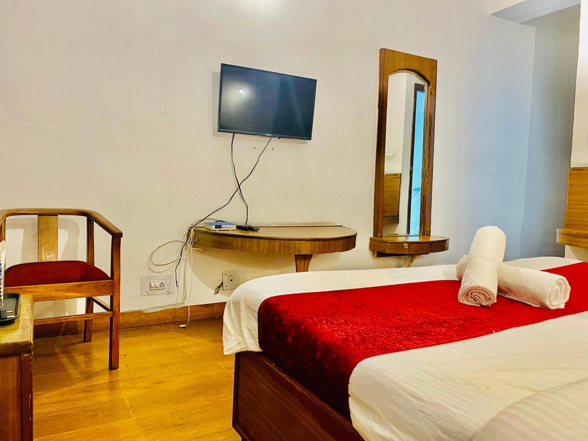 Hotel Staynest Tara At Chandigarh Highway Shimla