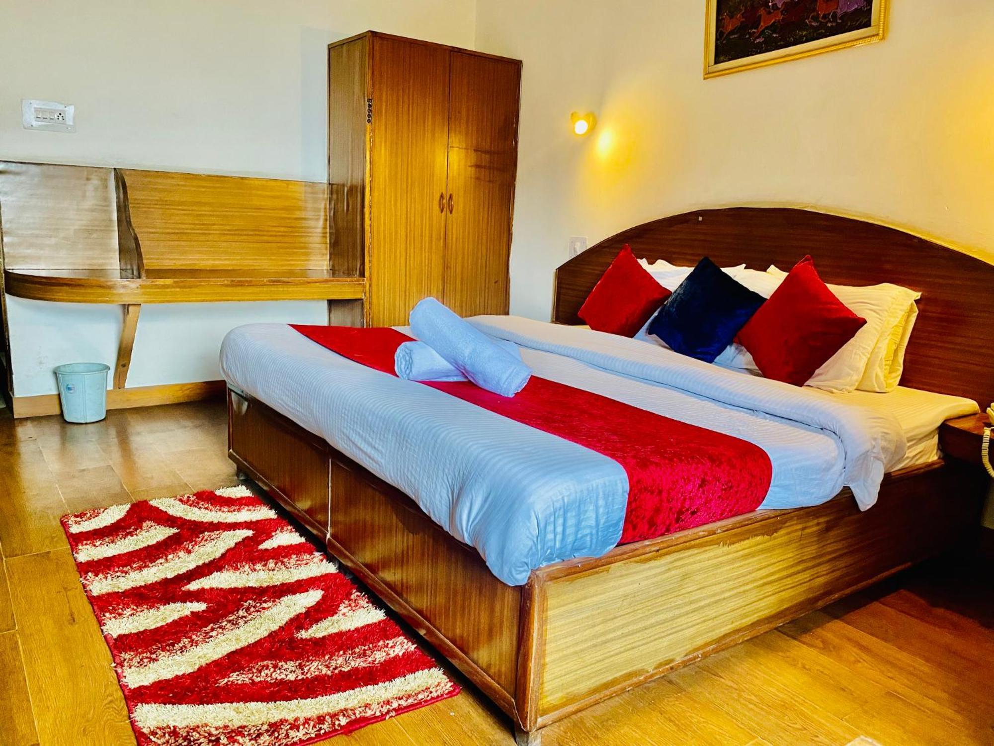 Hotel Staynest Tara At Chandigarh Highway Shimla