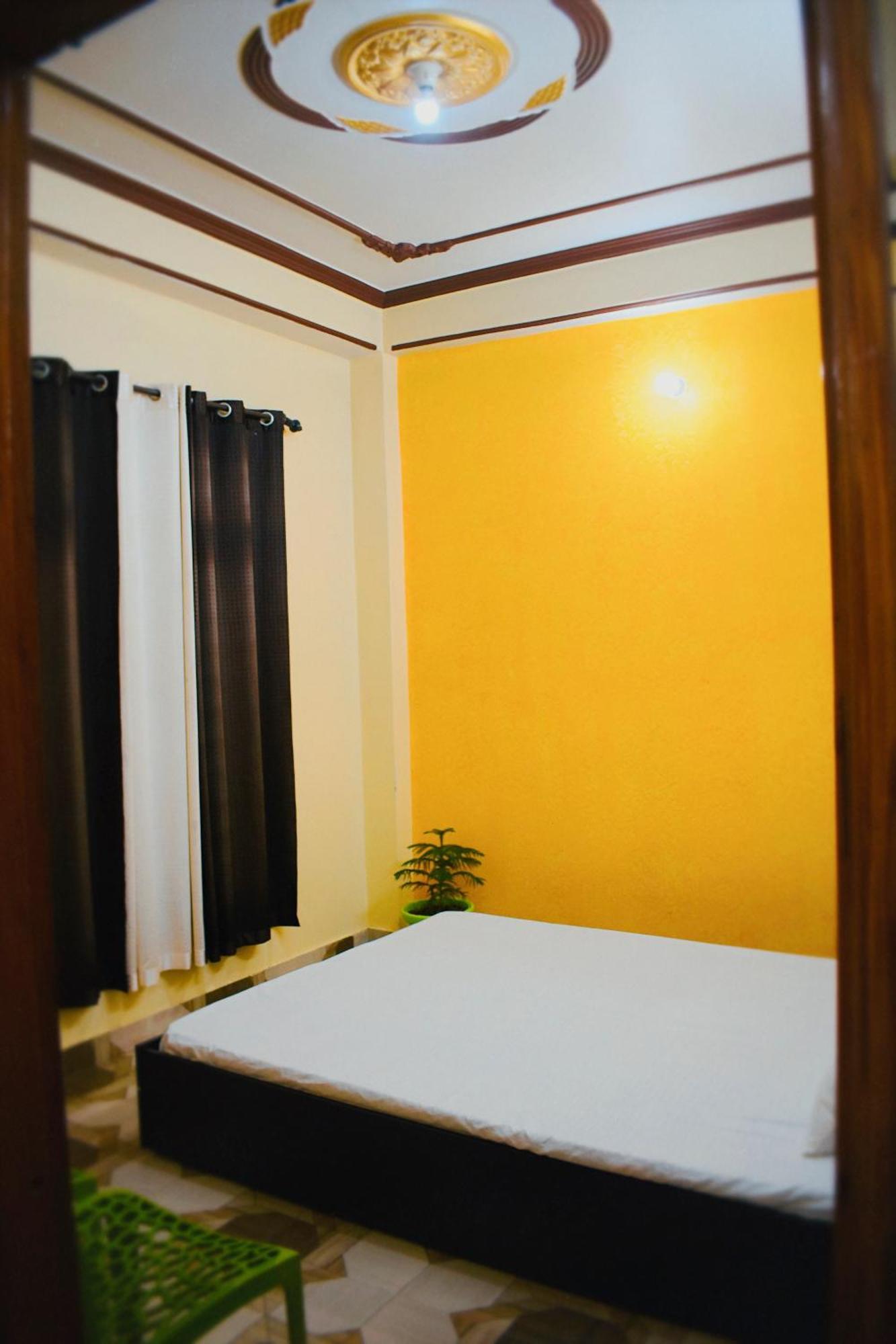 In Mashobra Apartment Shimla
