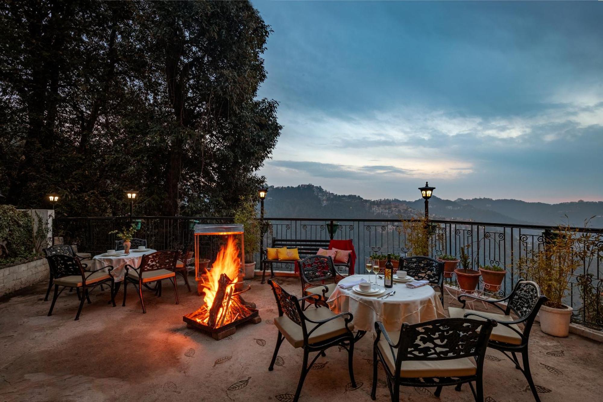 Villa Alaya 5 Bhk With Hill View - Meridian Oak Shimla