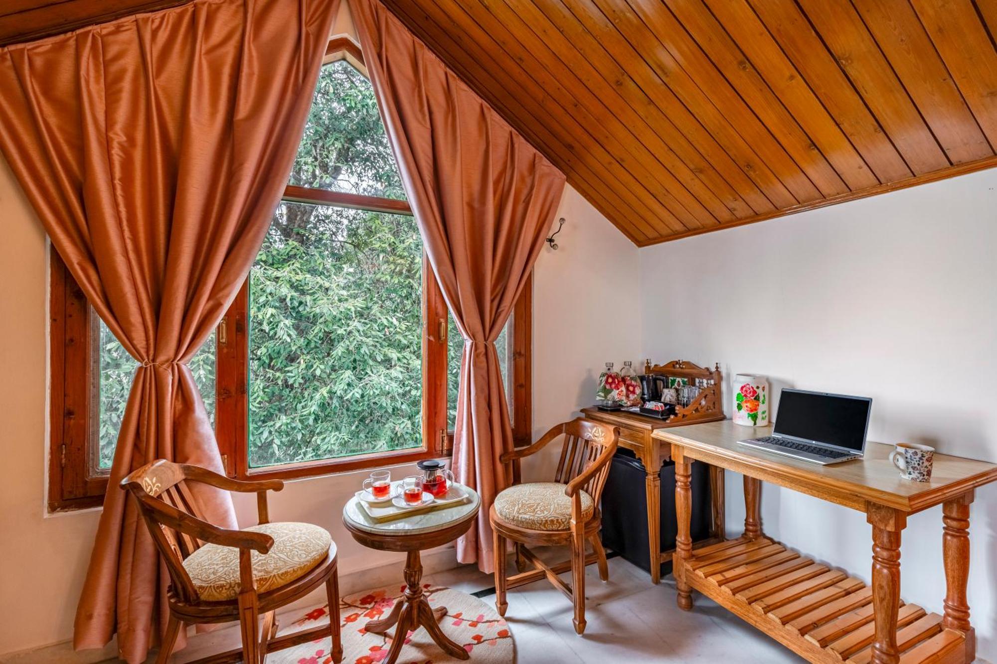 Alaya 5 Bhk With Hill View - Meridian Oak Shimla