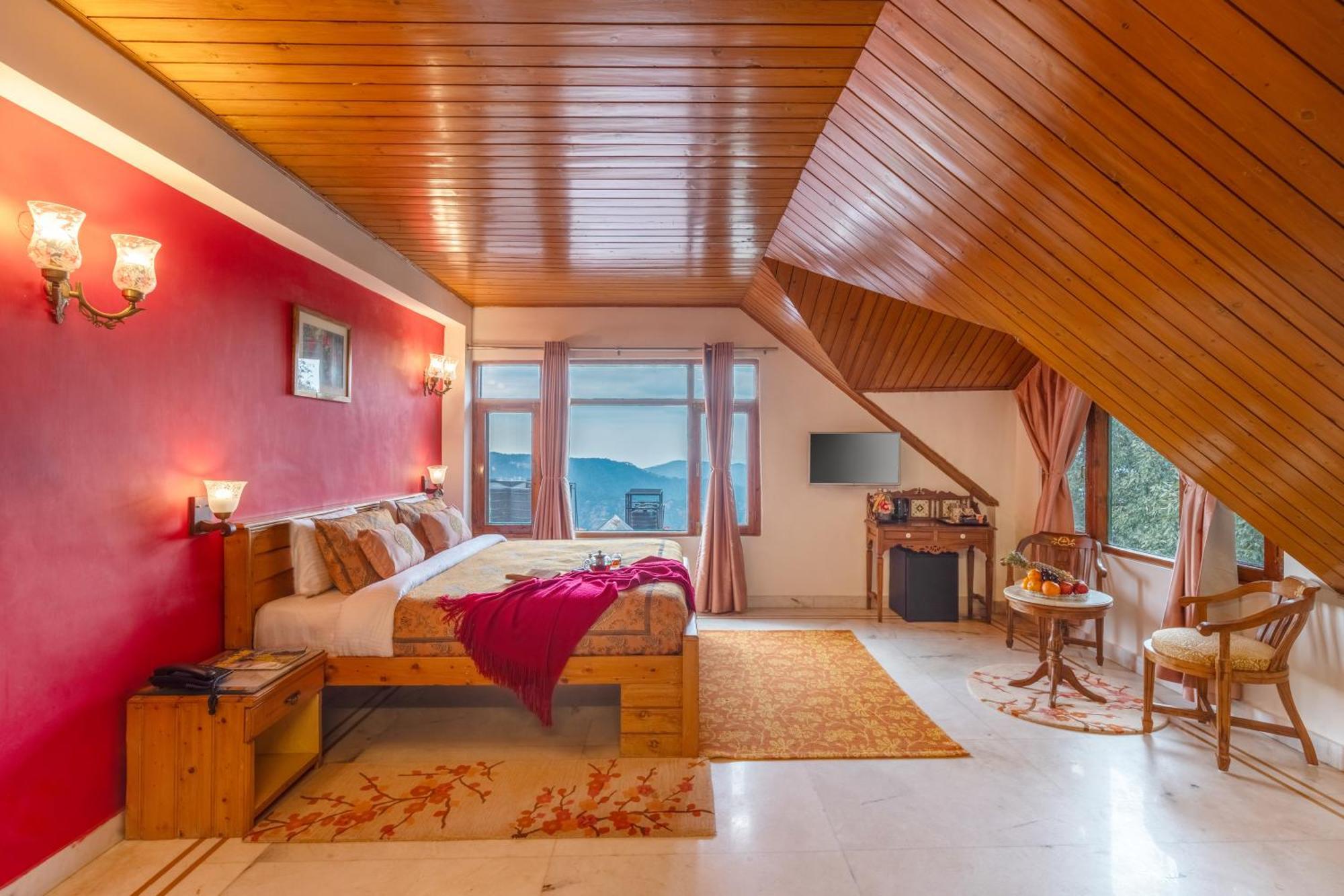 Alaya 5 Bhk With Hill View - Meridian Oak * Shimla