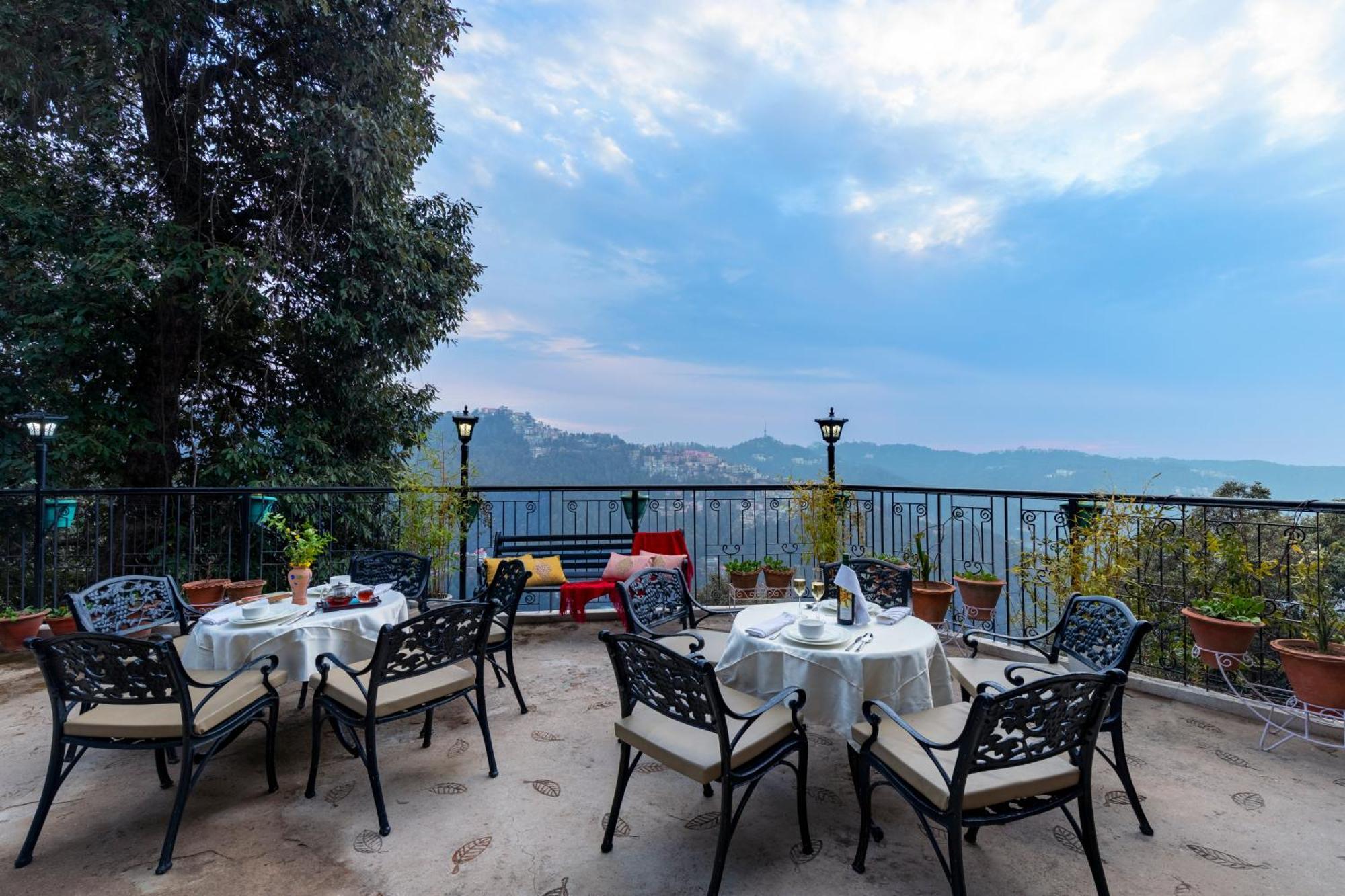 Villa Alaya 5 Bhk With Hill View - Meridian Oak