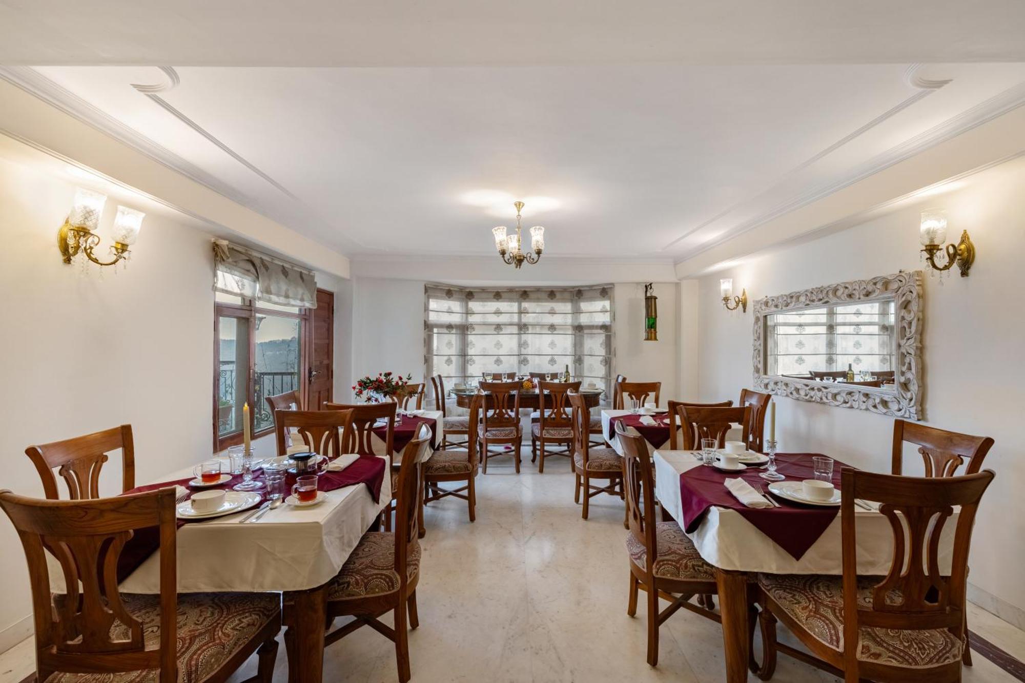 Alaya 5 Bhk With Hill View - Meridian Oak