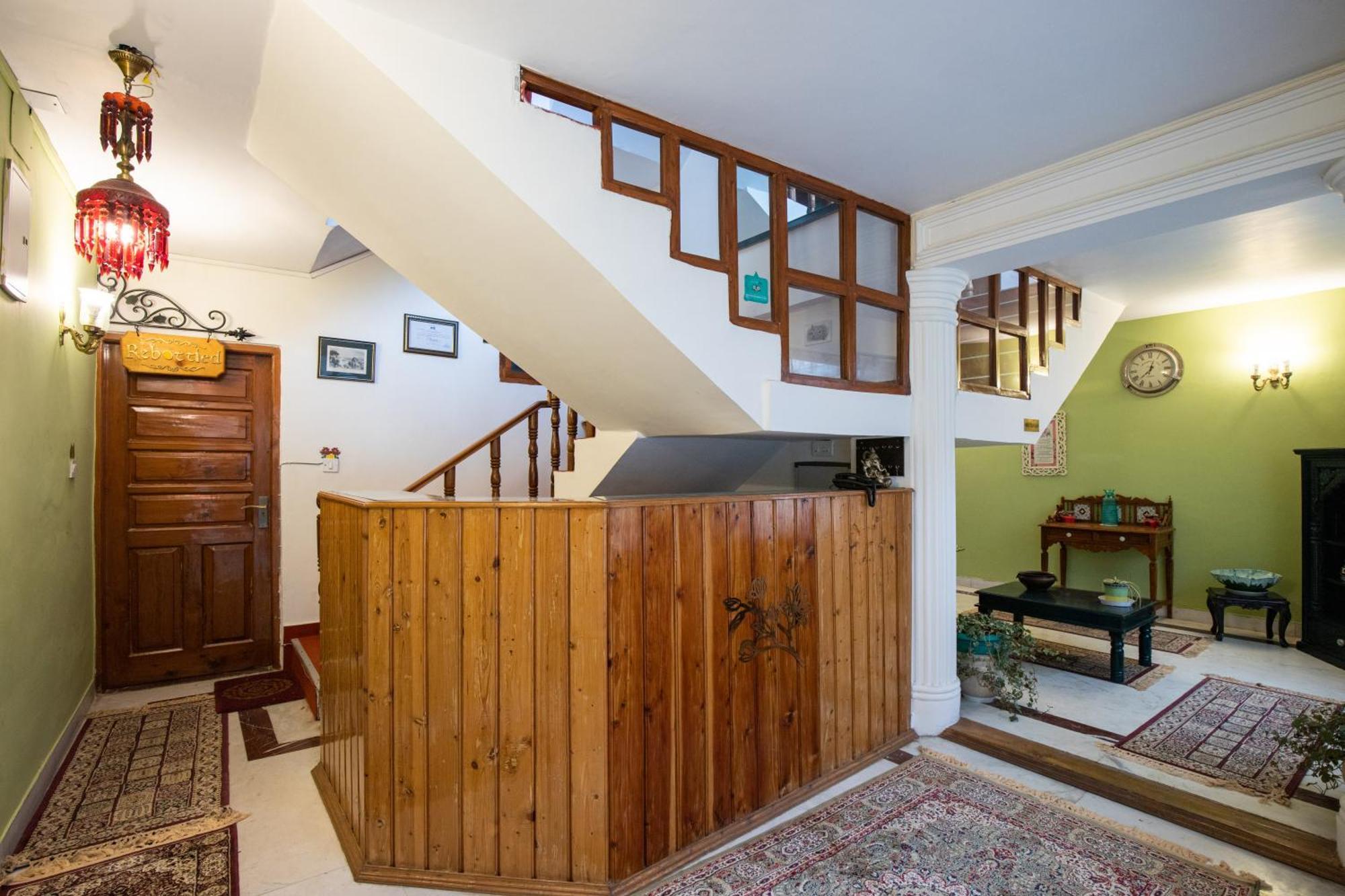 Alaya 5 Bhk With Hill View - Meridian Oak Villa *