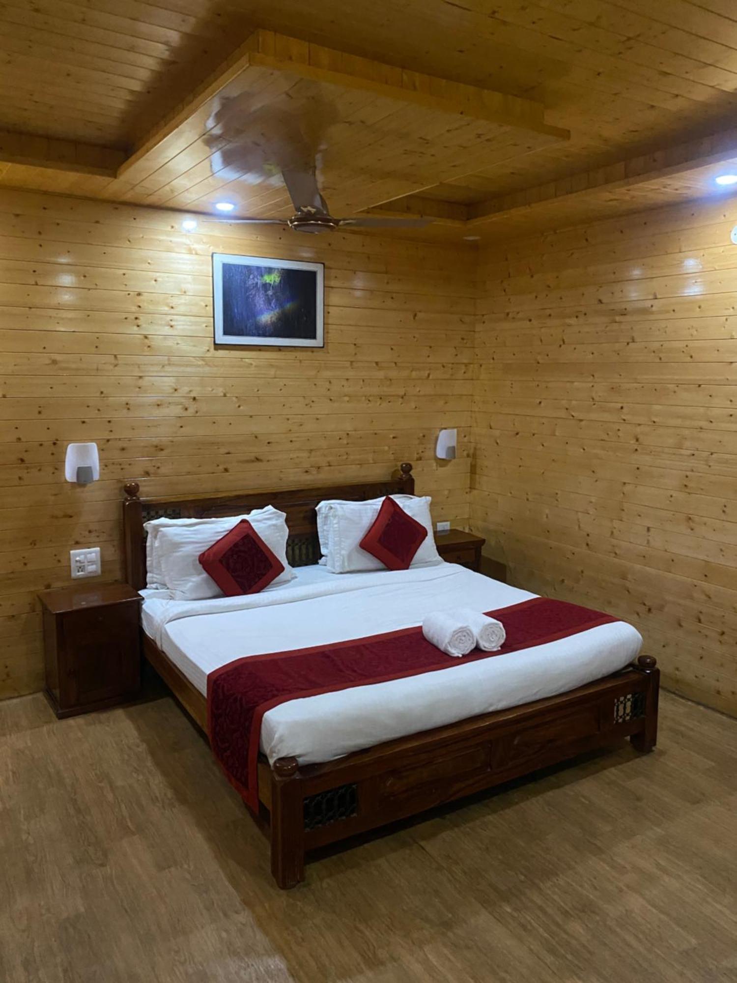 Oakwood Hamlet Resort Shimla