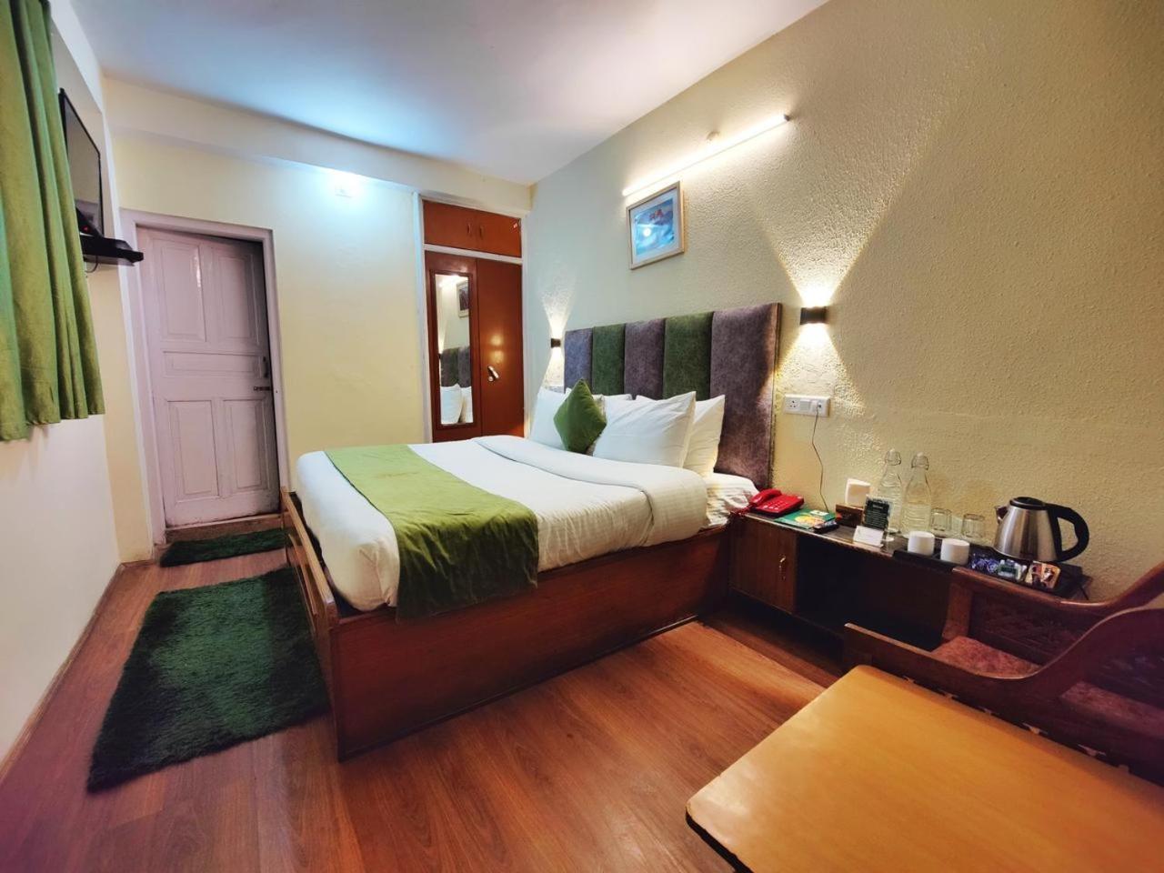Bed & Breakfast Jakhu Vibes
