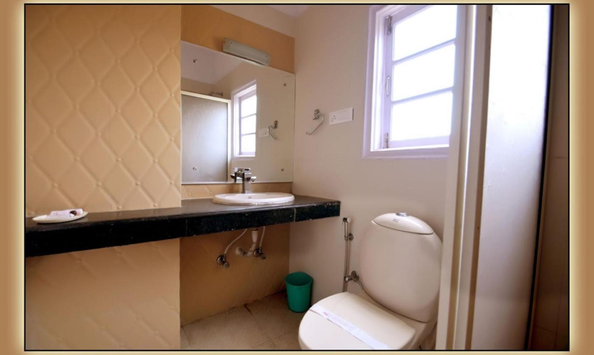 Hotel Aachman Regency 3*