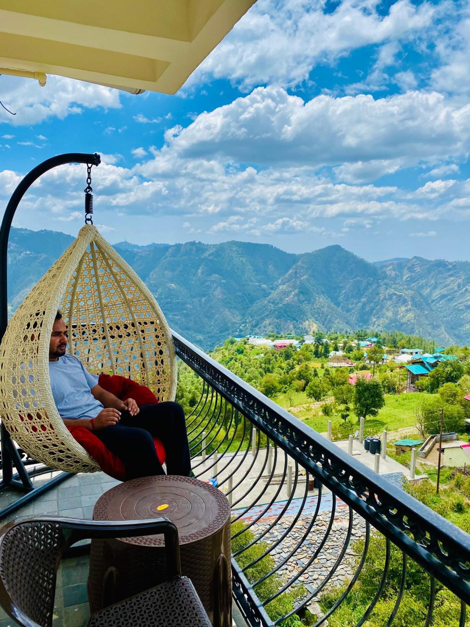 Hotel Royal Valley View Mashobra Shimla