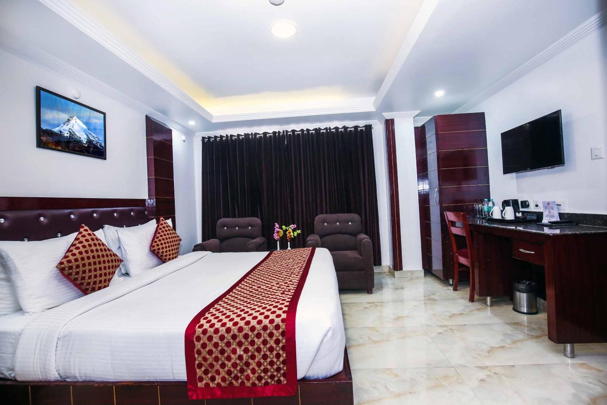 White Grand Shimla-near Isbt Bus Stand-a Centrally Heated 4* Shimla