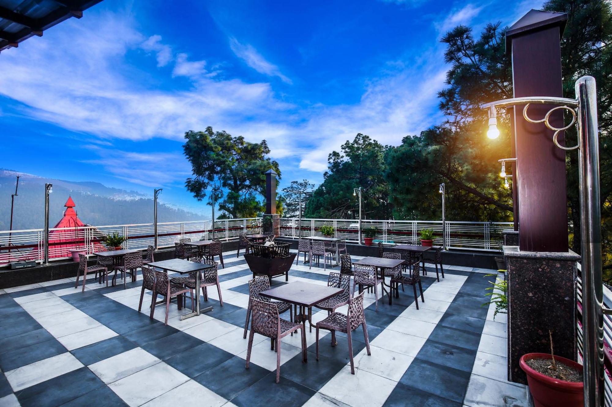 White Grand Shimla-near Isbt Bus Stand-a Centrally Heated Hotel