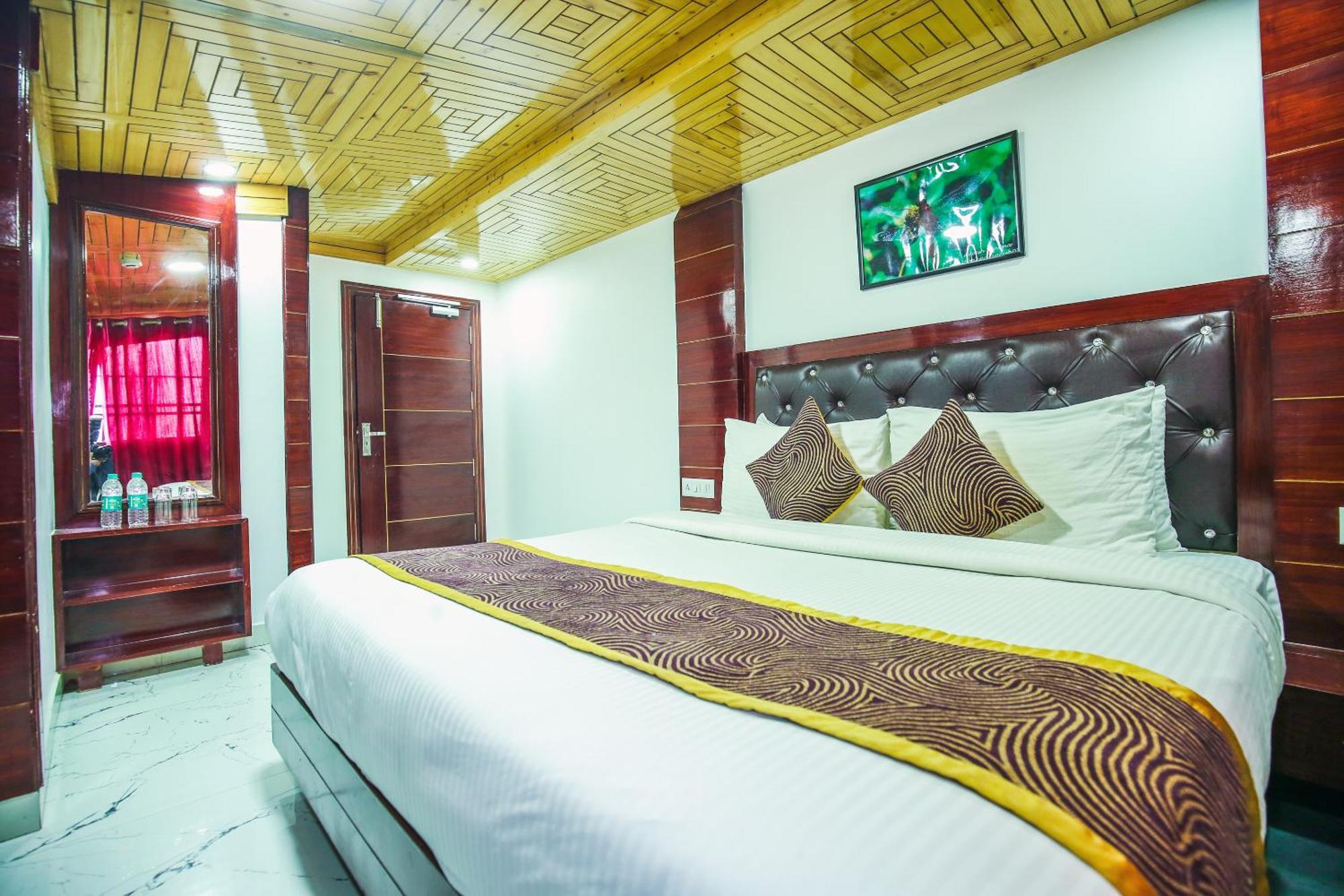 White Grand Shimla-near Isbt Bus Stand-a Centrally Heated Hotel Shimla