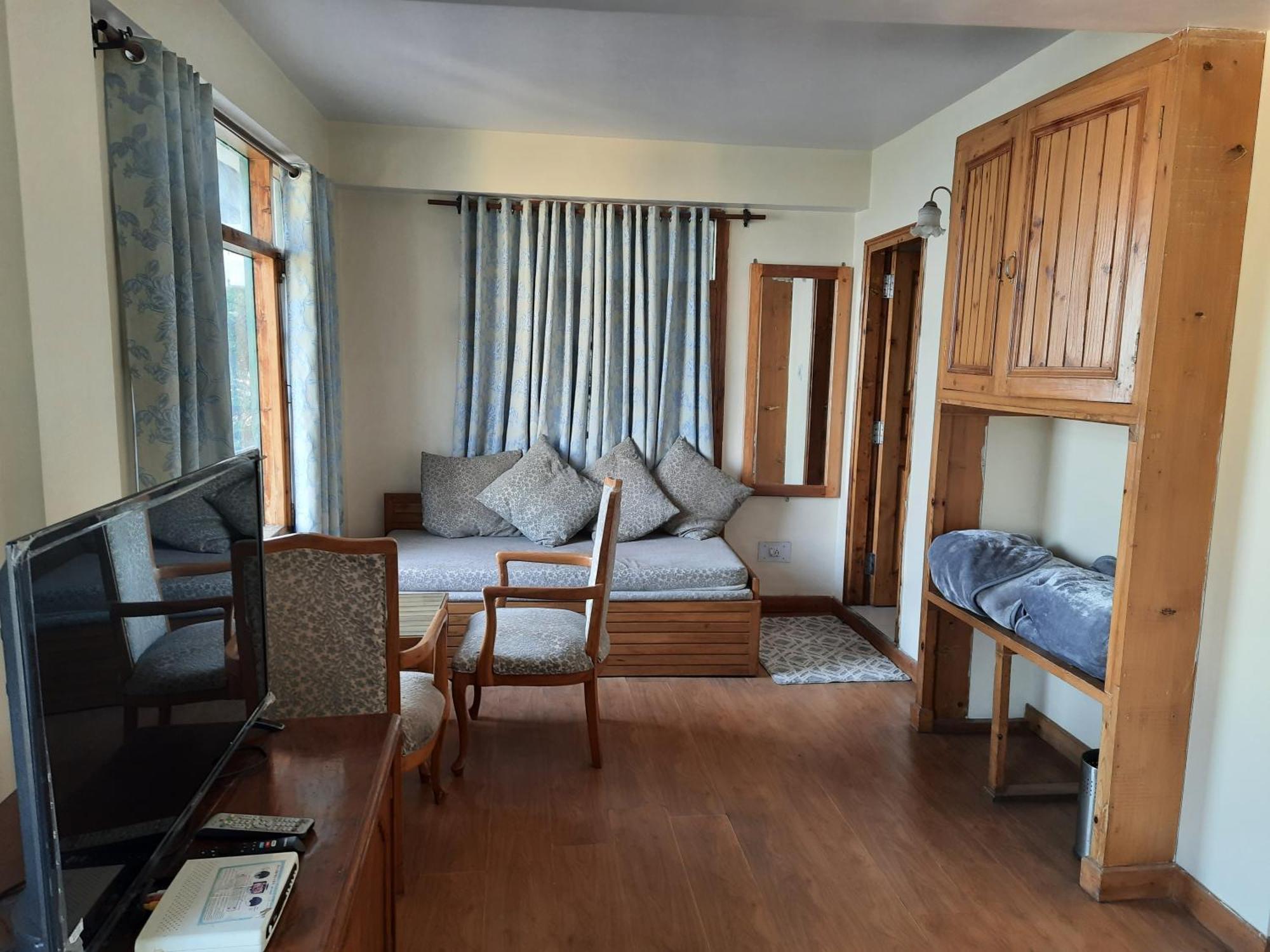 Hotel Spars Shimla