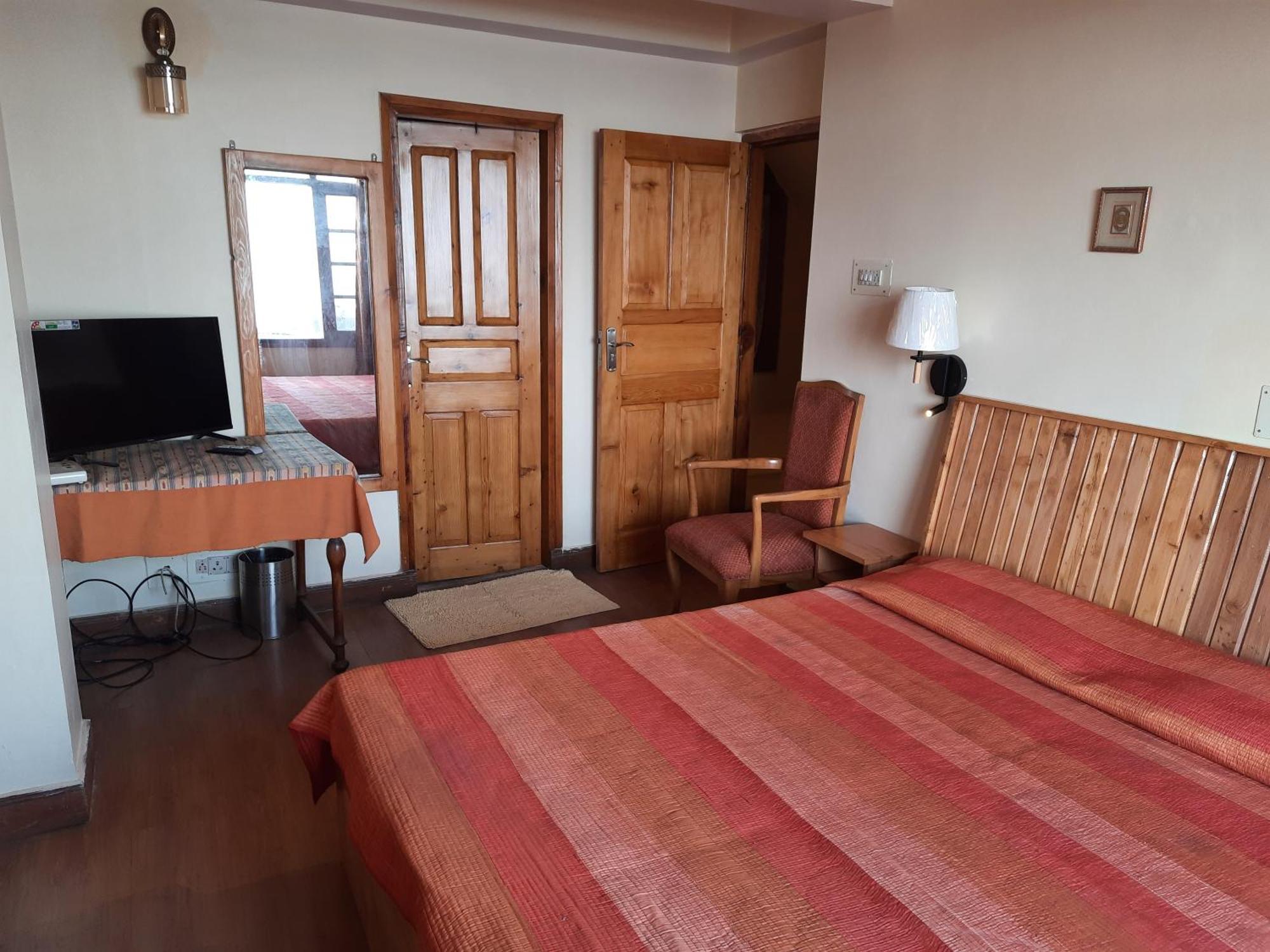 Hotel Spars 2*