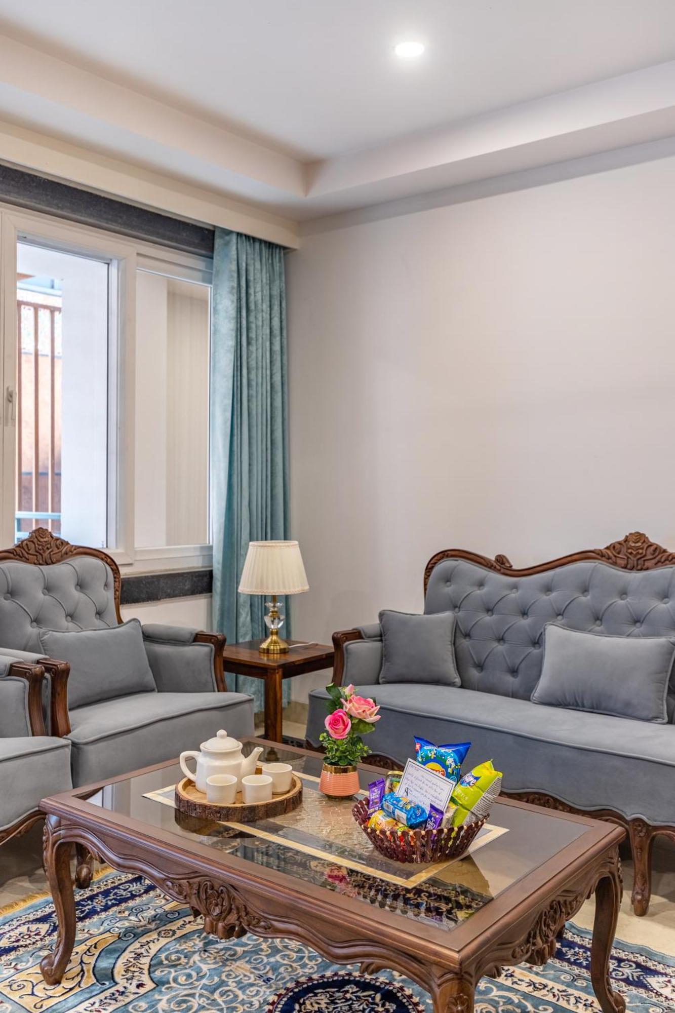 Alaya Cliff Mist 2bhk In Panthaghati *