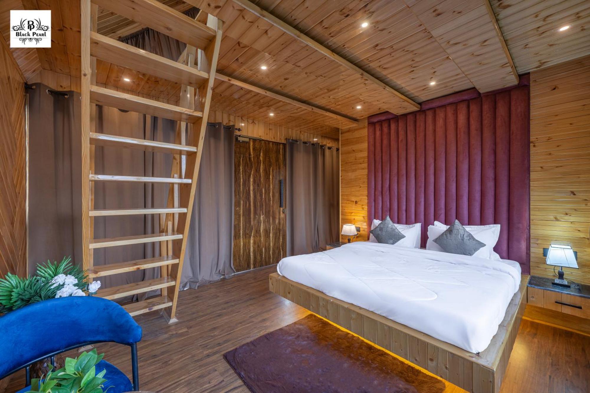 Blackpearl - Kufri Villa