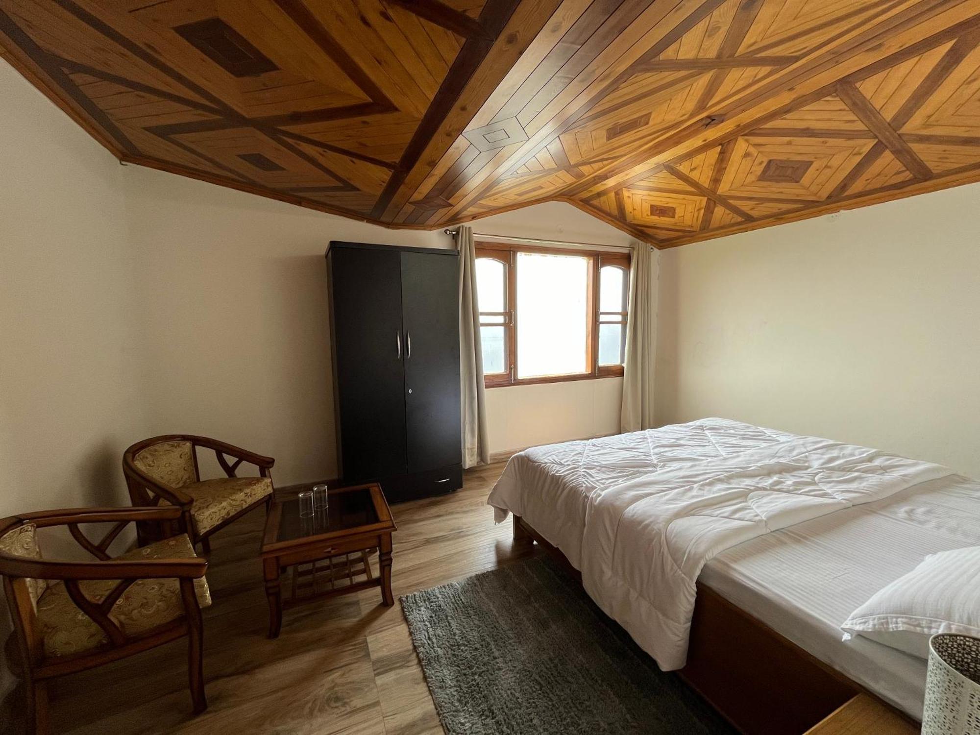 Rathore's Homestay