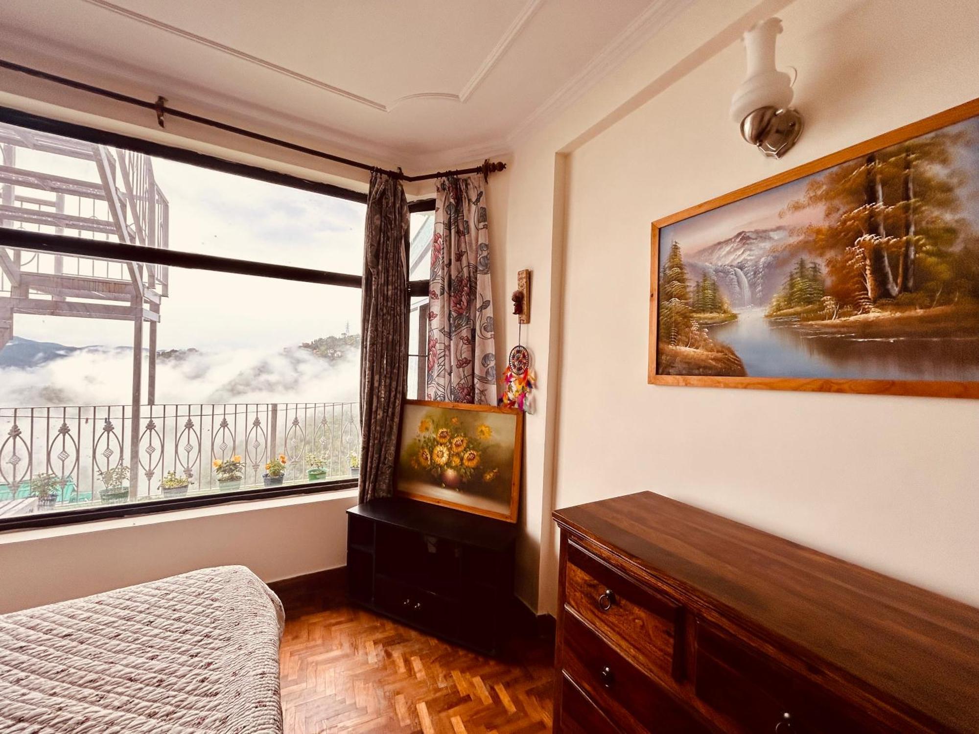 2 Bedrooms Duplex With Free Parking & Wifi Holiday home Shimla