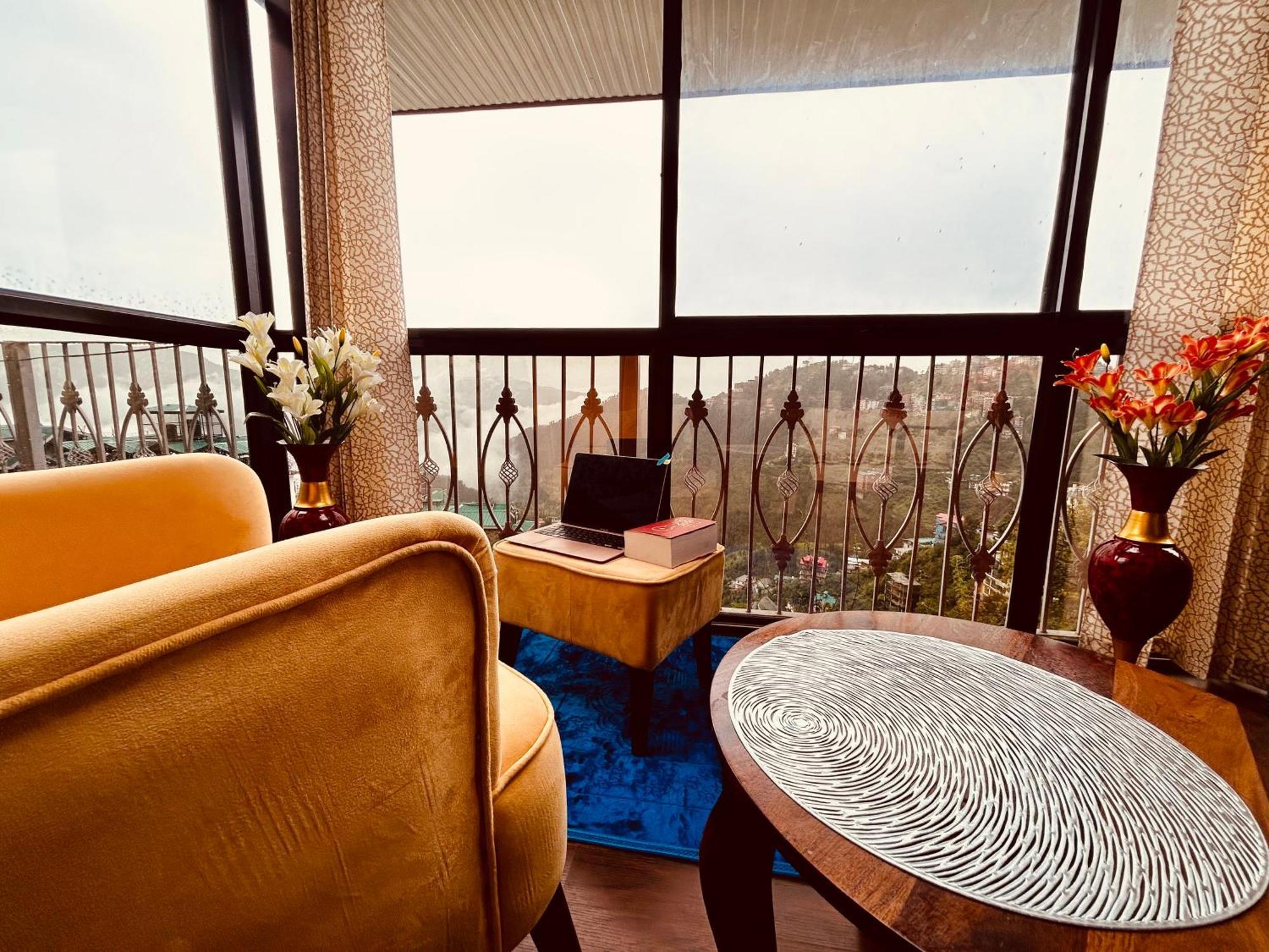 Holiday home 2 Bedrooms Duplex With Free Parking & Wifi *