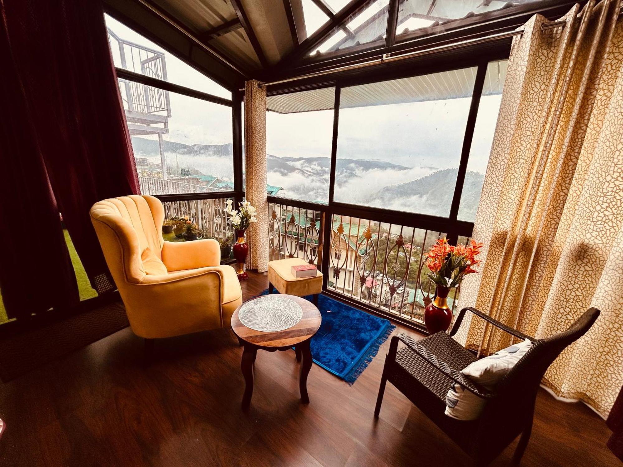 2 Bedrooms Duplex With Free Parking & Wifi