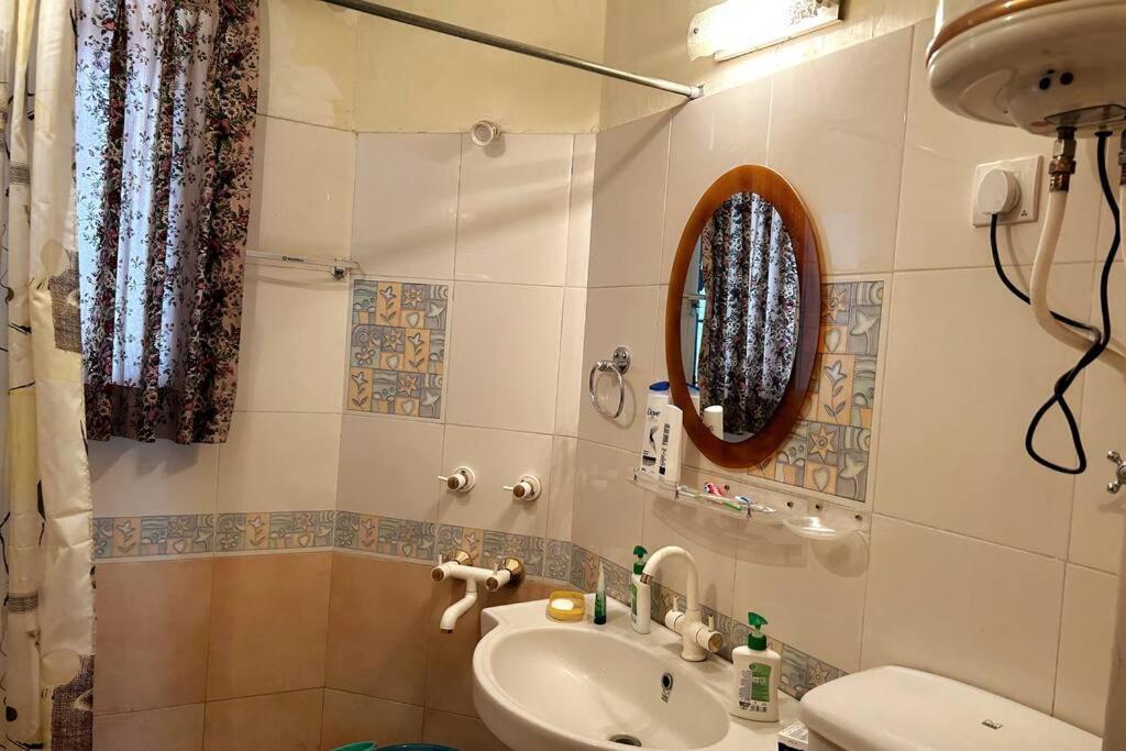 2 Bedrooms Duplex With Free Parking & Wifi Shimla