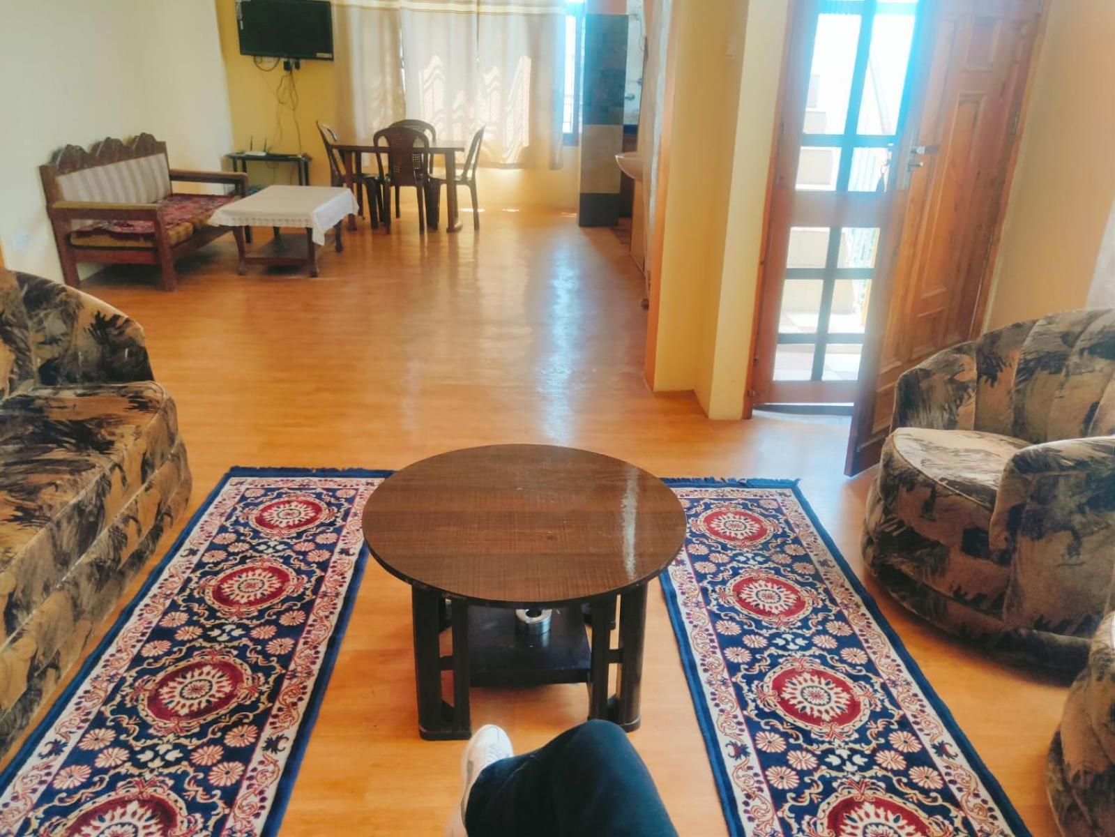 Apartment Thakur