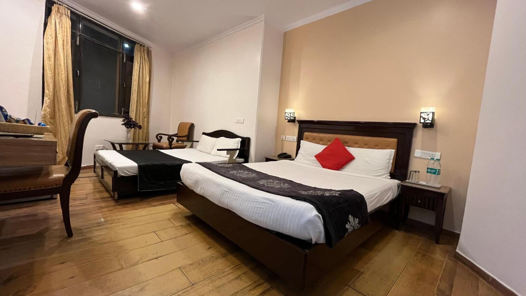 Marc Hotel
