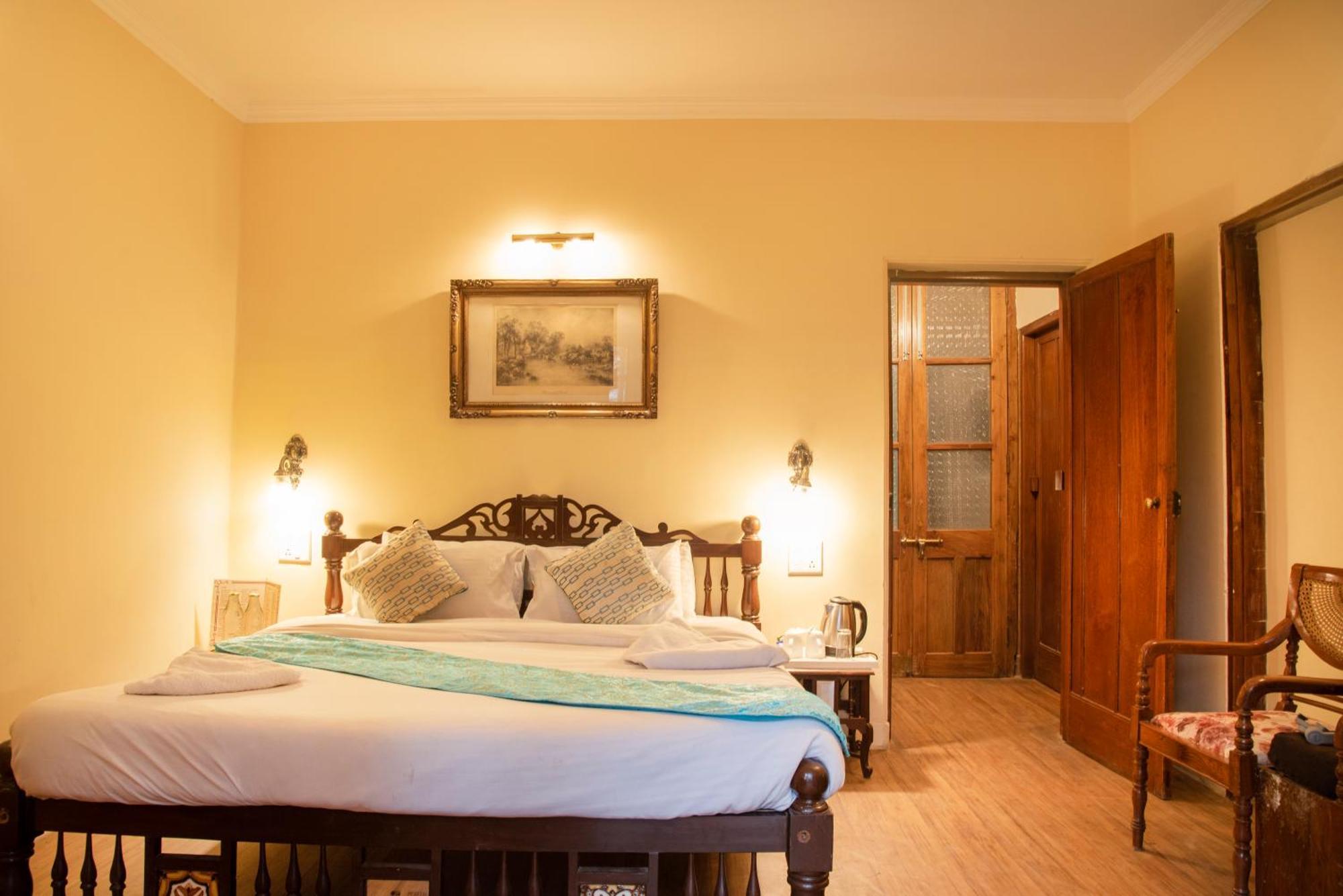 Hotel British 3*