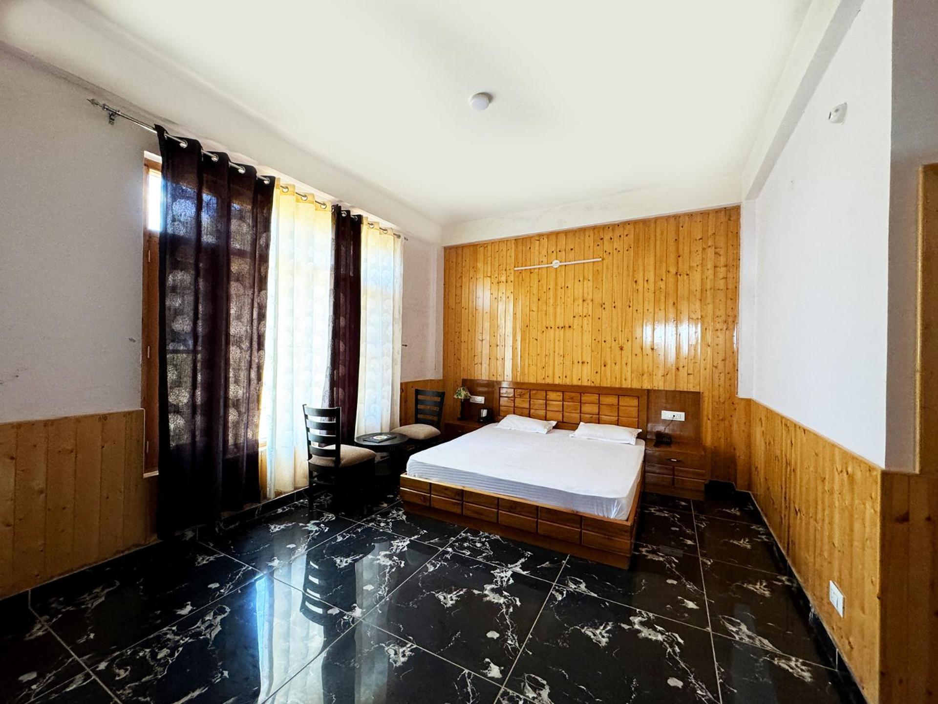 Hotel Hawk Eye Shimla