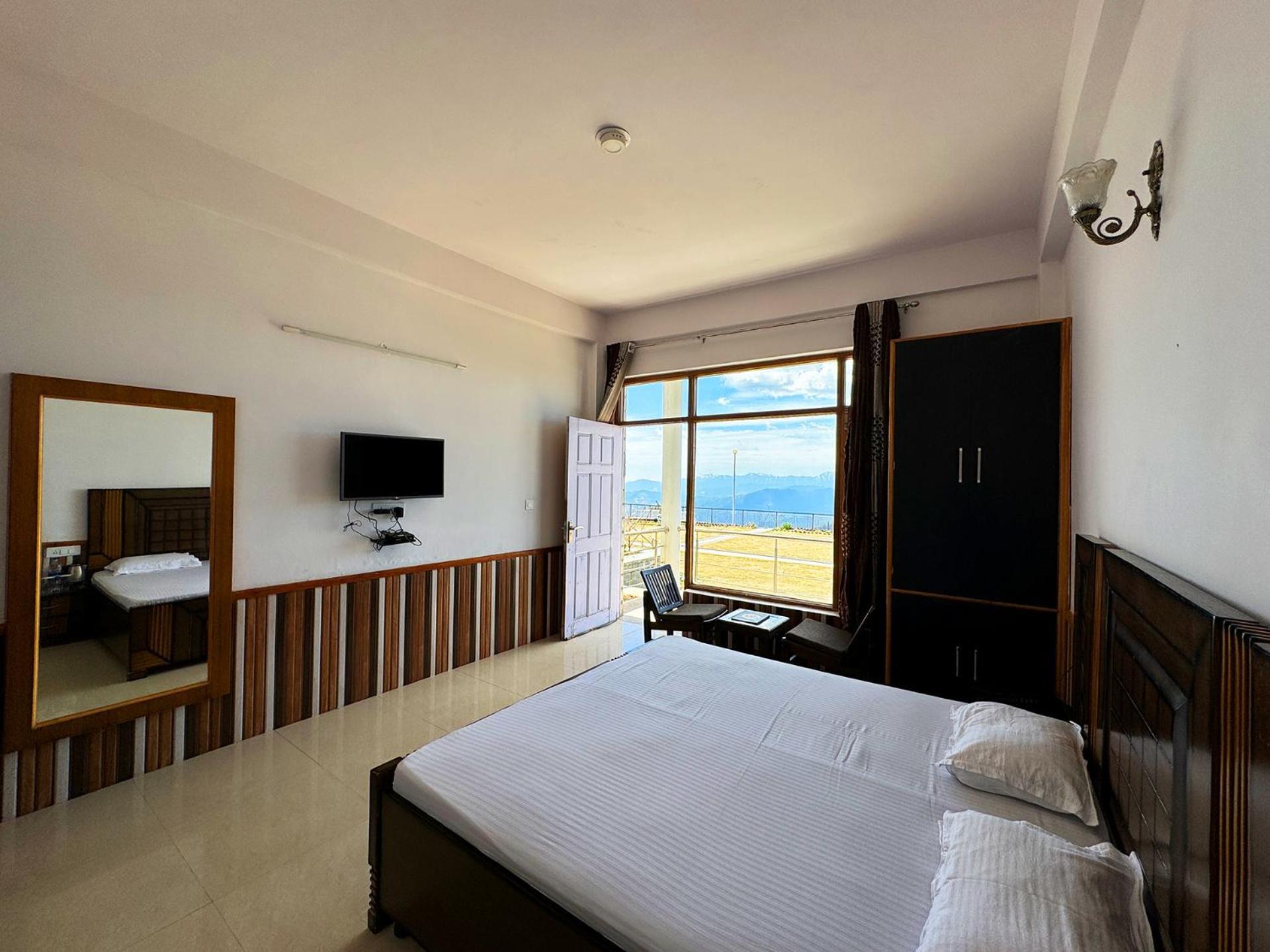Hawk Eye Hotel Shimla