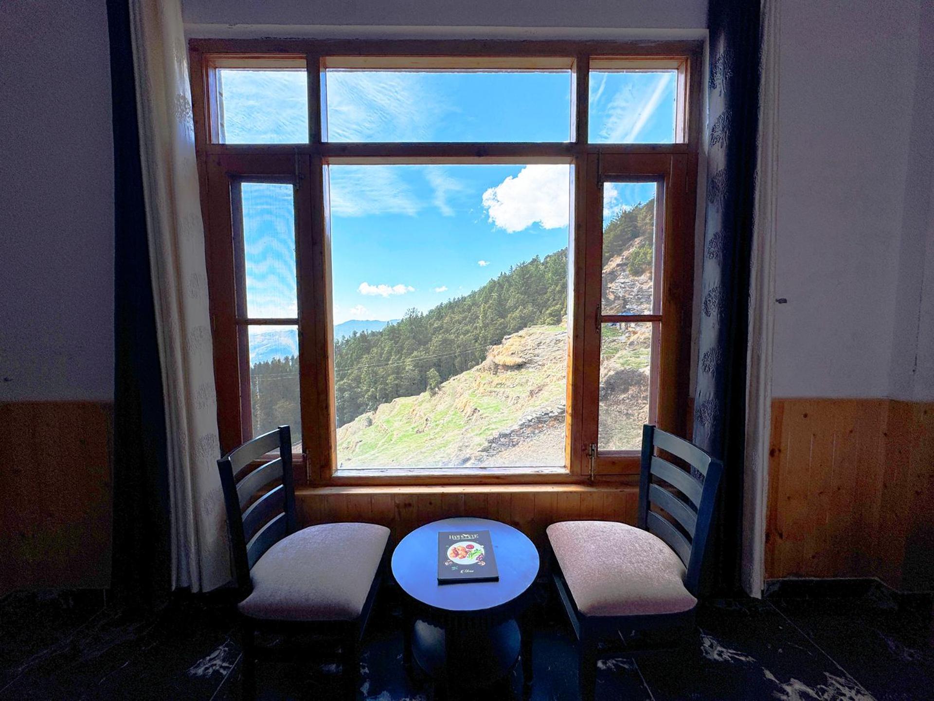 Hotel Hawk Eye