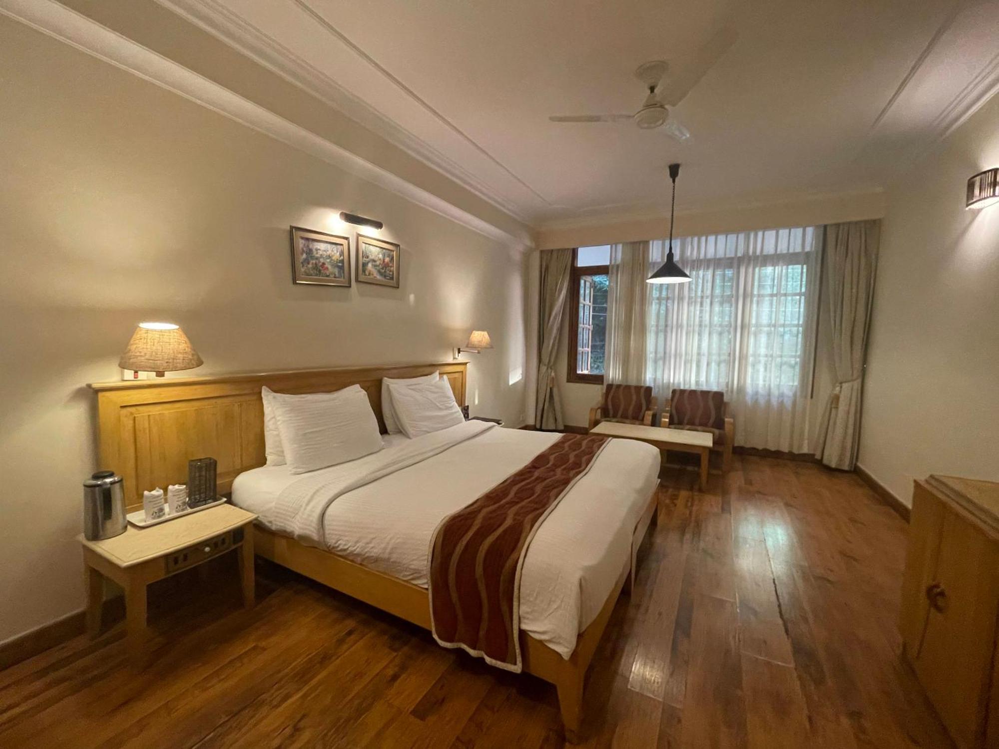 Willow Banks - Boutique 4 Star On The Mall Road