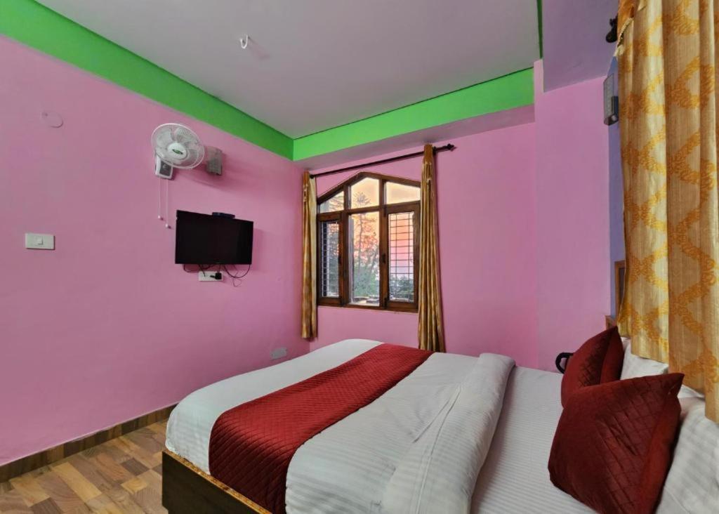 Bed & Breakfast The Boho Near Mall Shimla