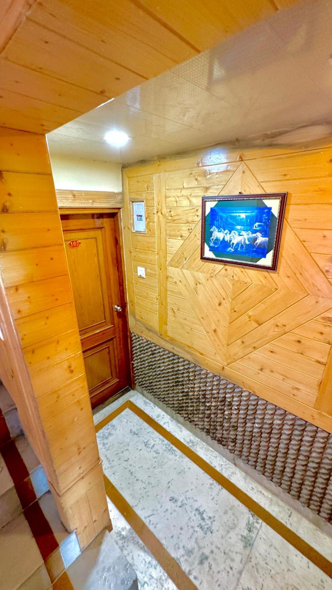 Apple Regency 3* Shimla