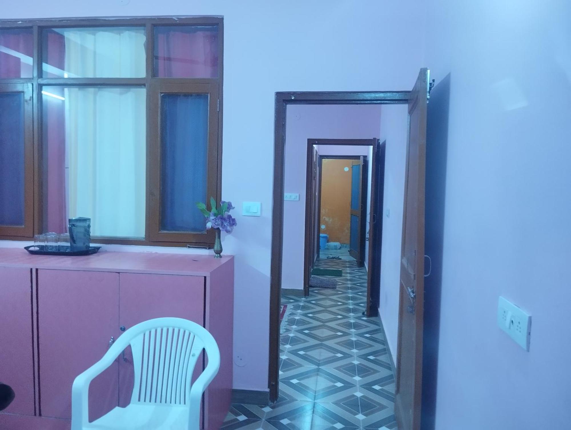 Sunshine Alone Time With Nature Holiday home Shimla