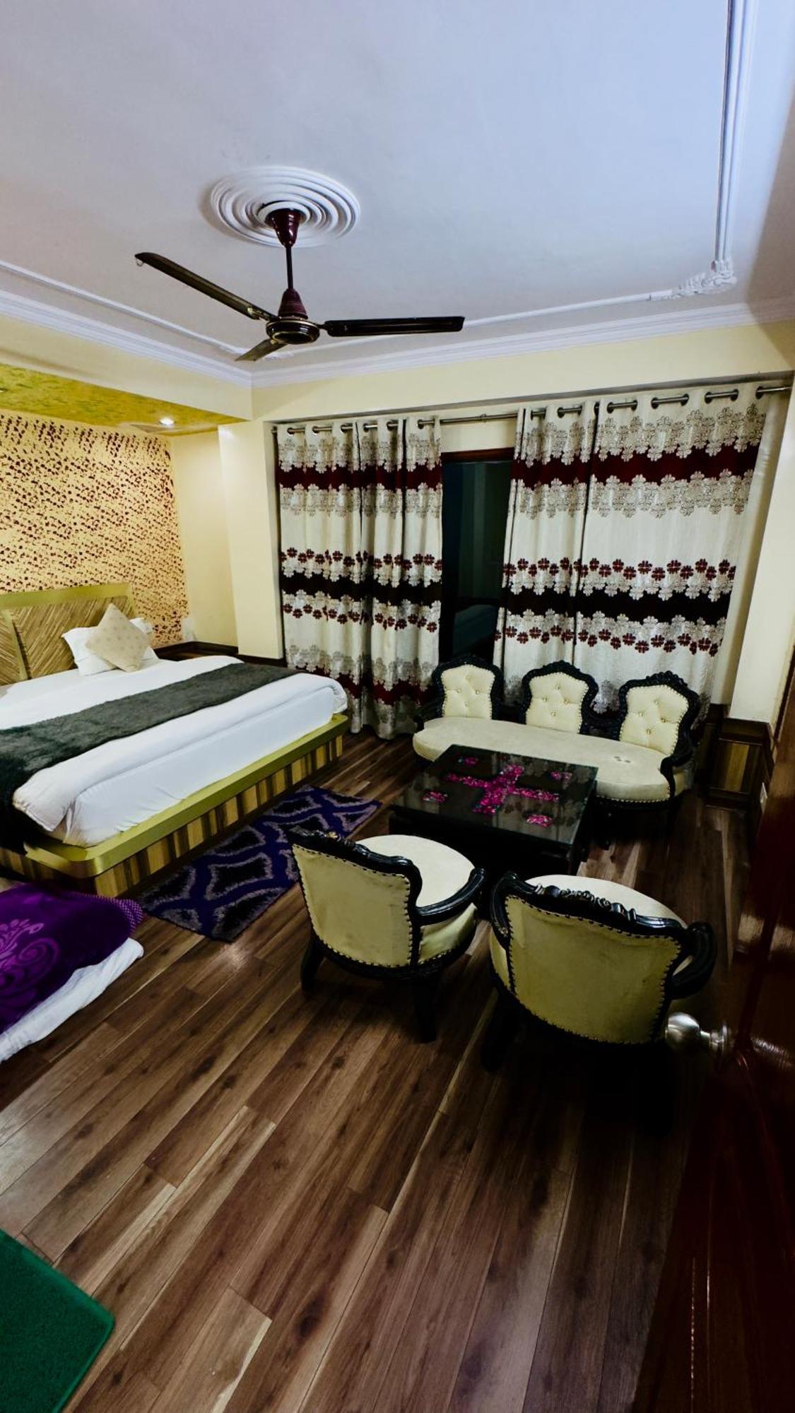 Hotel Apple Regency Shimla