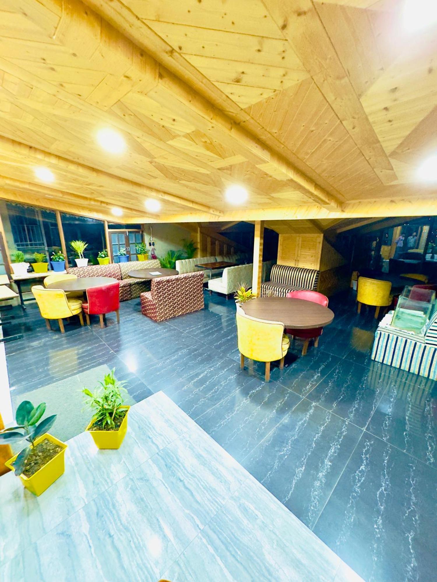 Apple Regency 3* Shimla